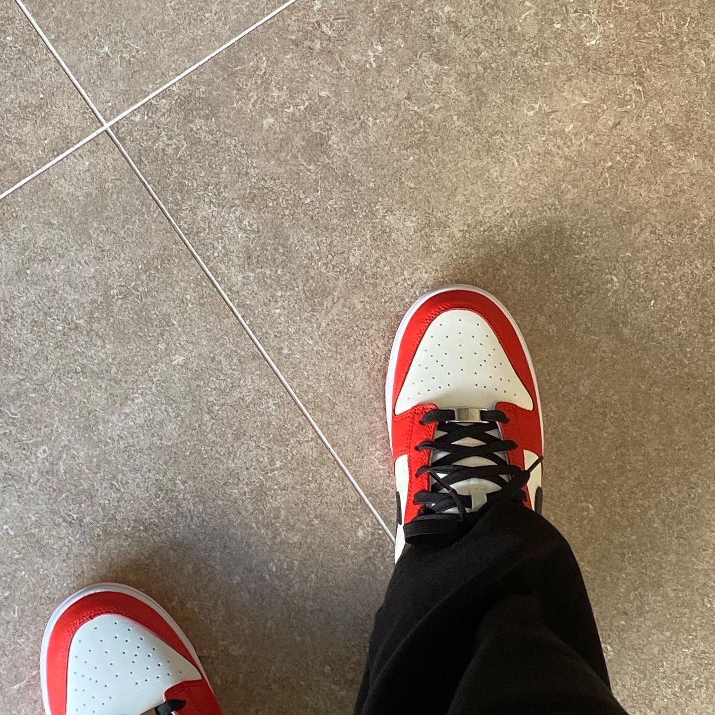 Nike x NBA Dunk Low Retro EMB Black and Chile Red, Nike Dunk Low Retro PRM Halloween 착용 스타일 - 4