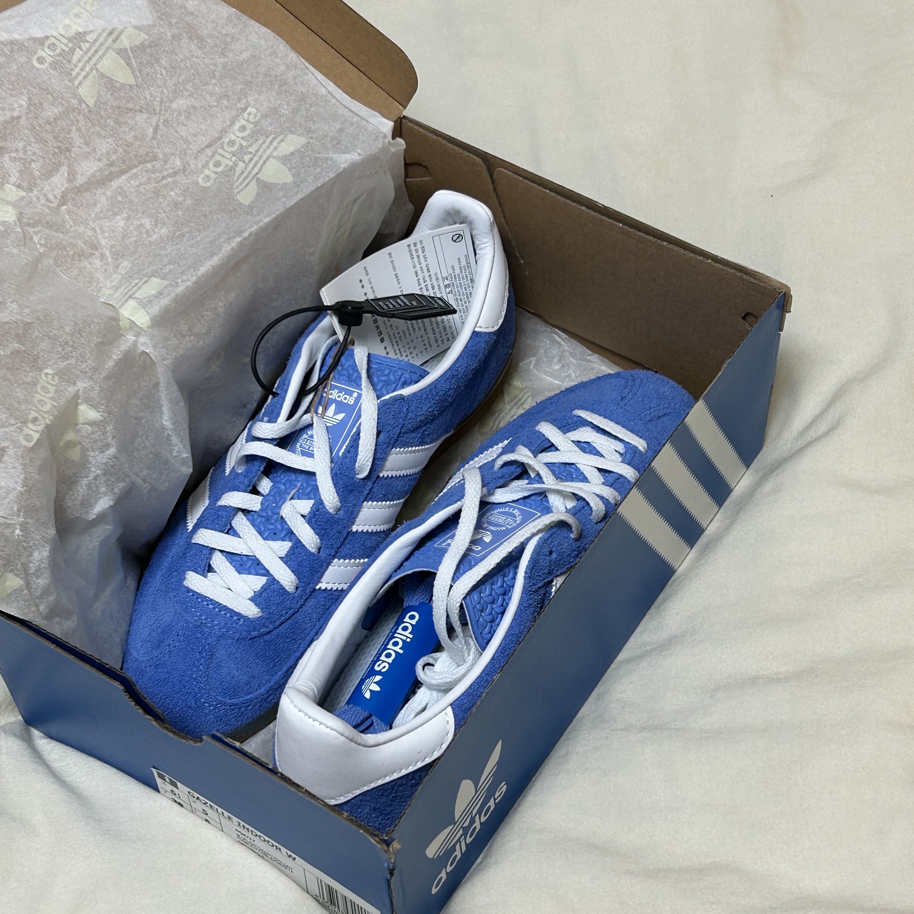 (W) Adidas Gazelle Indoor Blue Fusion Cloud White 착용 스타일 - 1