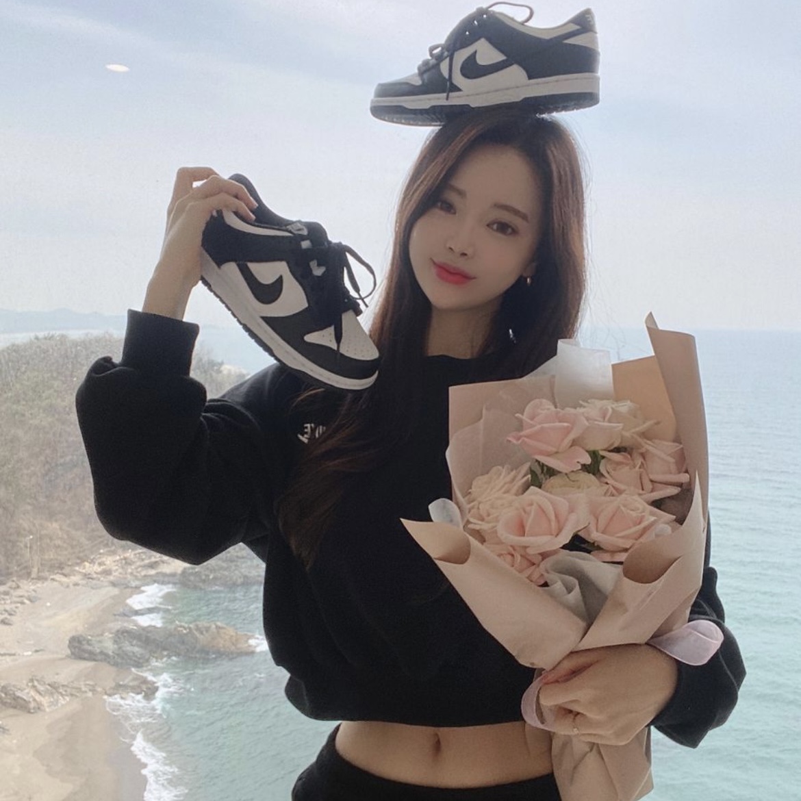 (W) Nike Dunk Low Black 착용 스타일