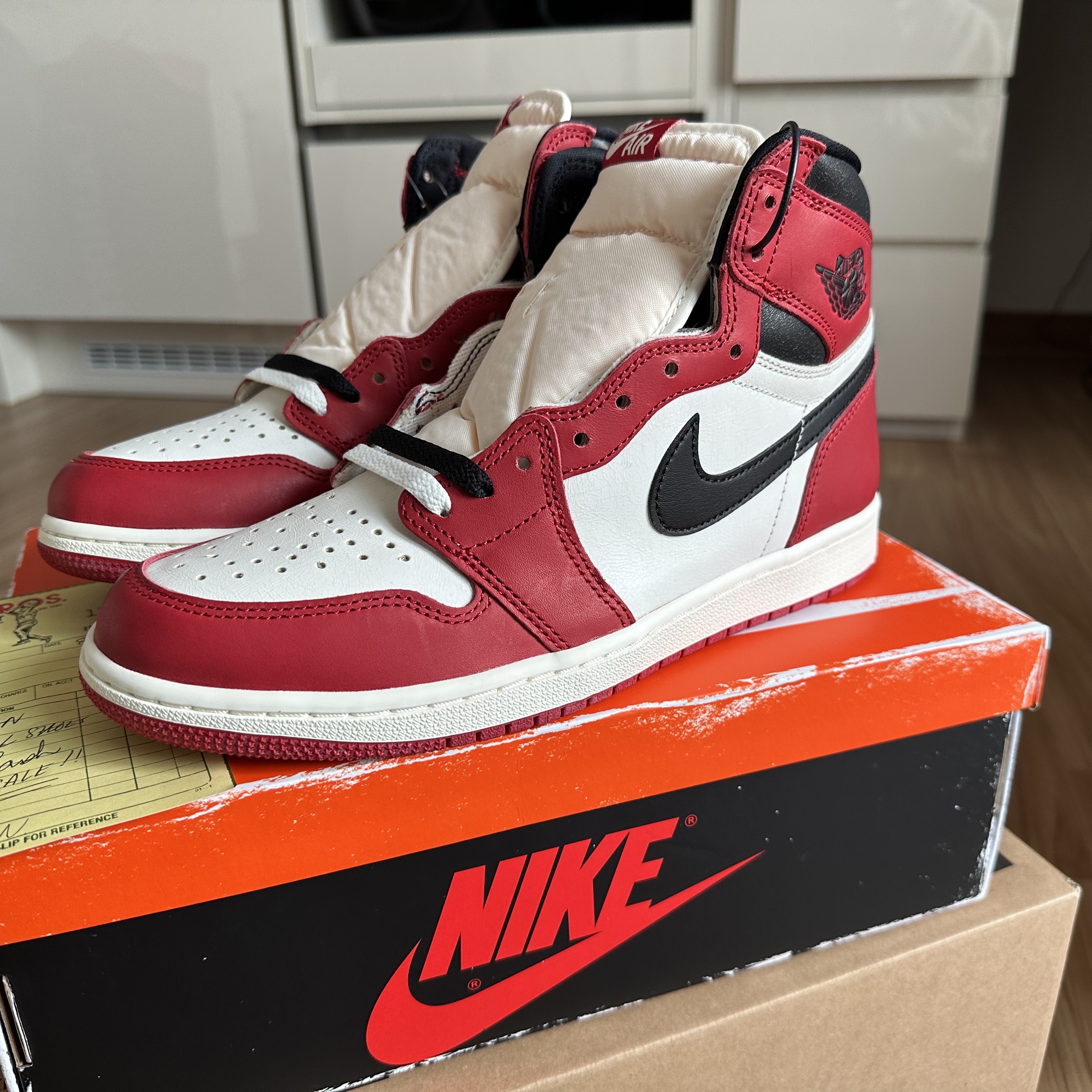 Jordan 1 Retro High OG Chicago 2022 착용 스타일 - 2