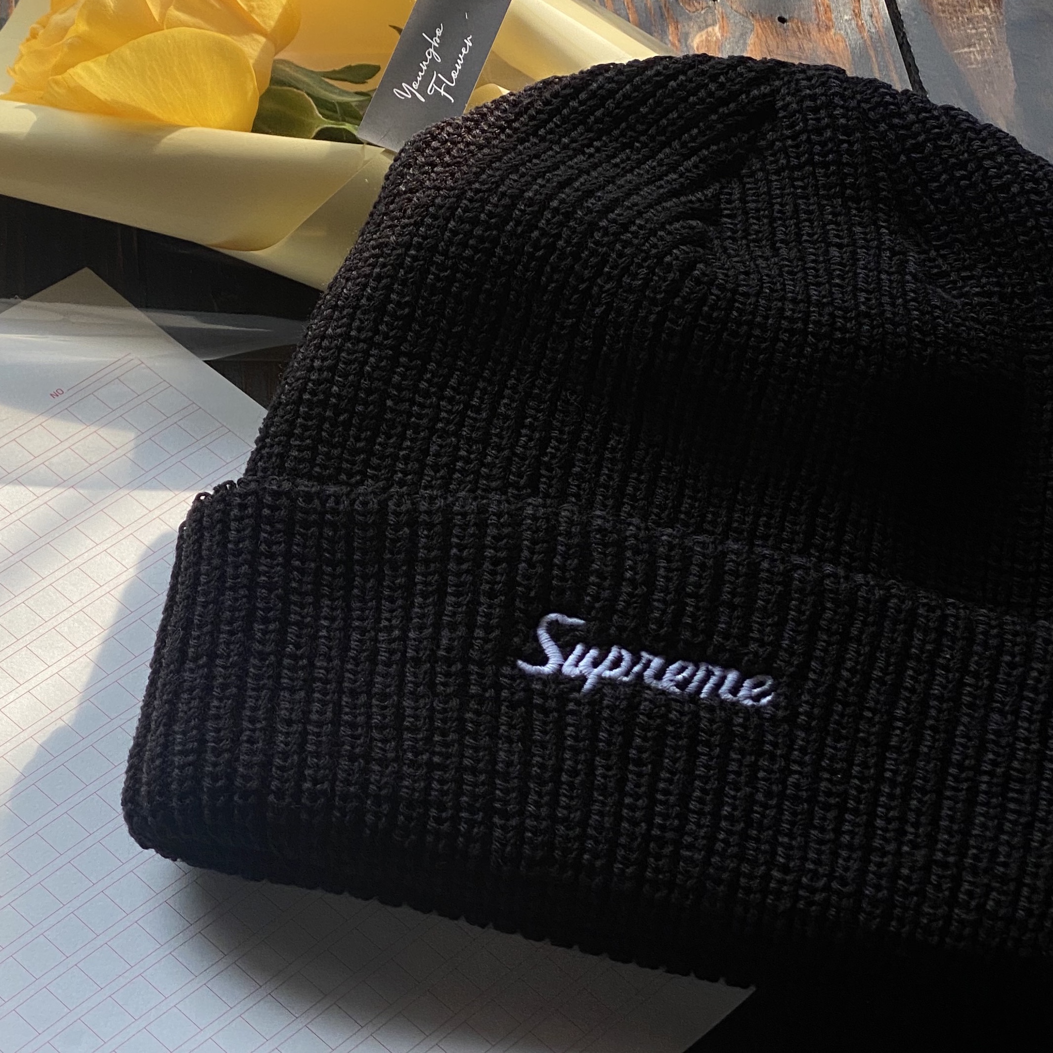 Supreme Loose Gauge Beanie Black 착용 스타일