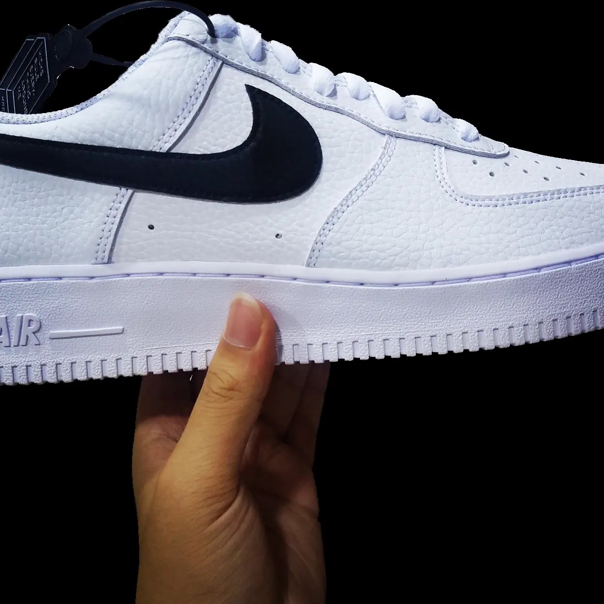 Nike Air Force 1 '07 White Black 착용 스타일 - 2
