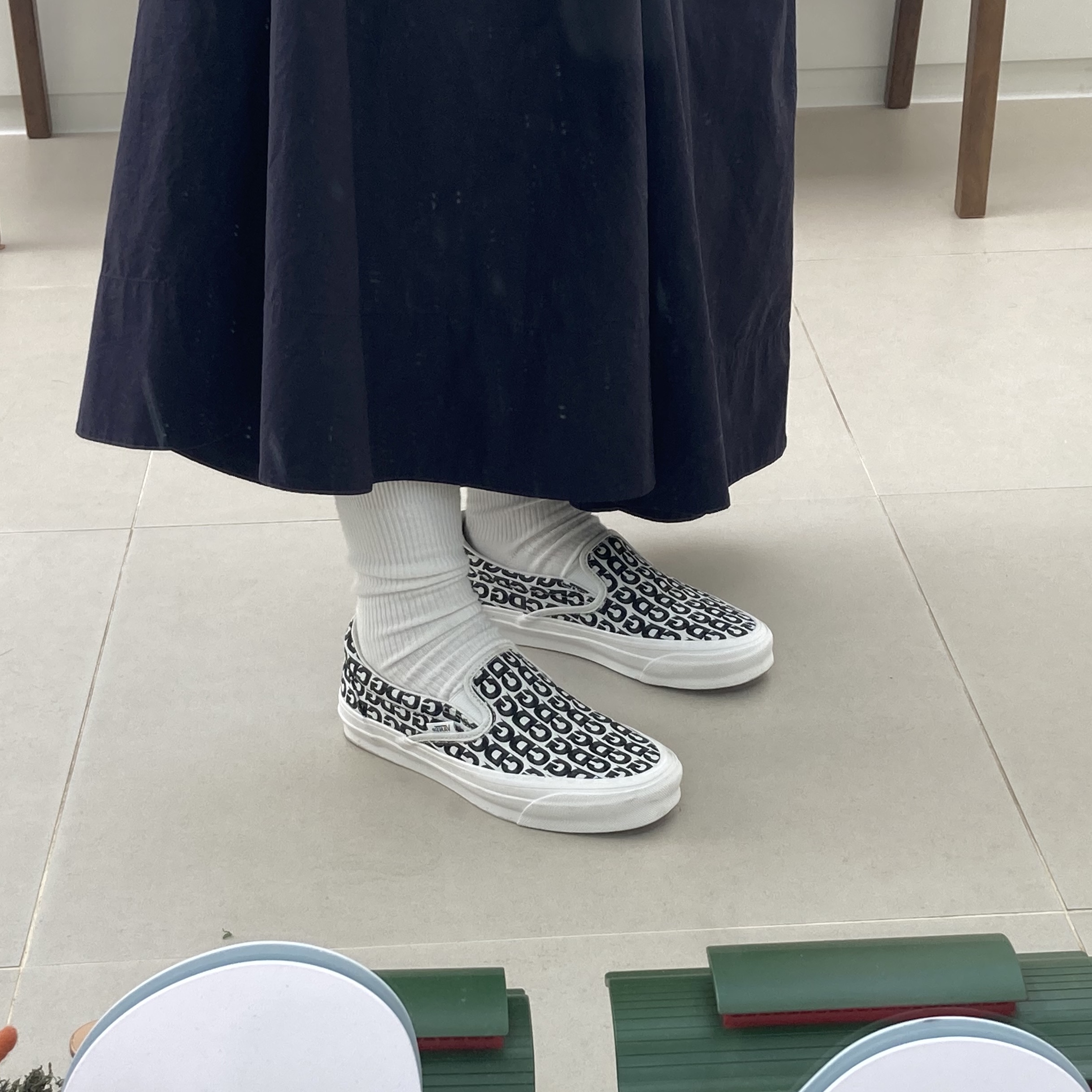 Vans Vault x CDG Slip-On LX White 착용 스타일