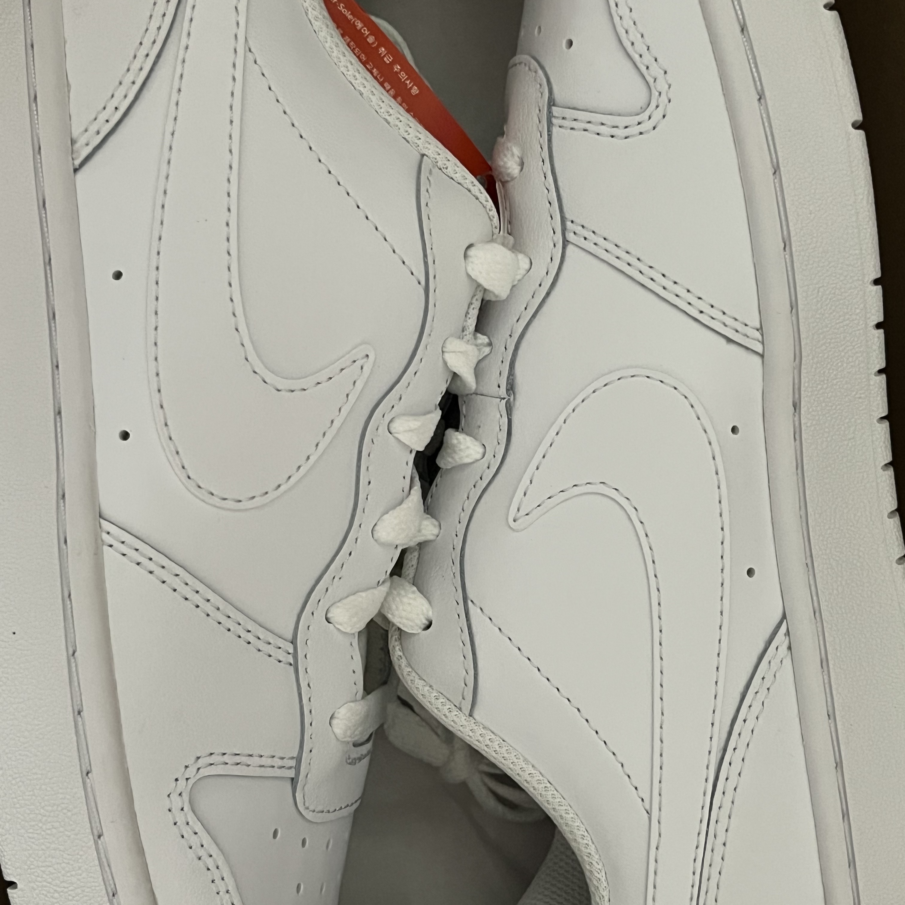 (GS) Nike Court Borough Low 2 Triple White 착용 스타일