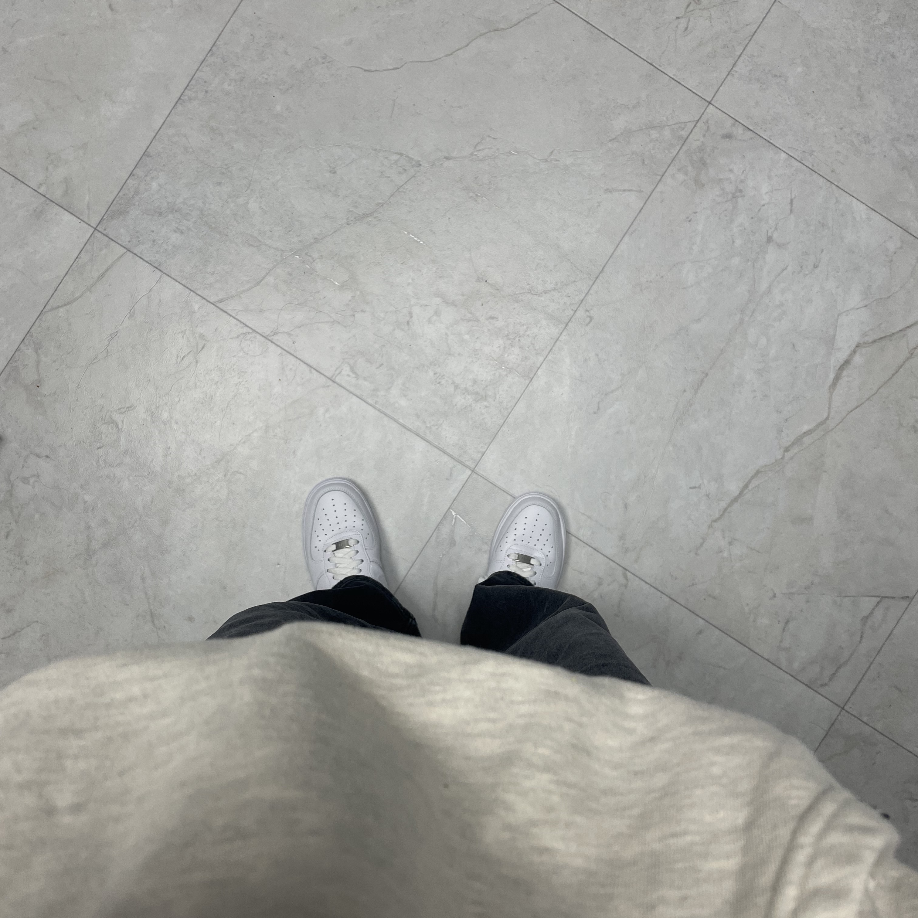Nike Air Force 1 '07 Low White 착용 스타일