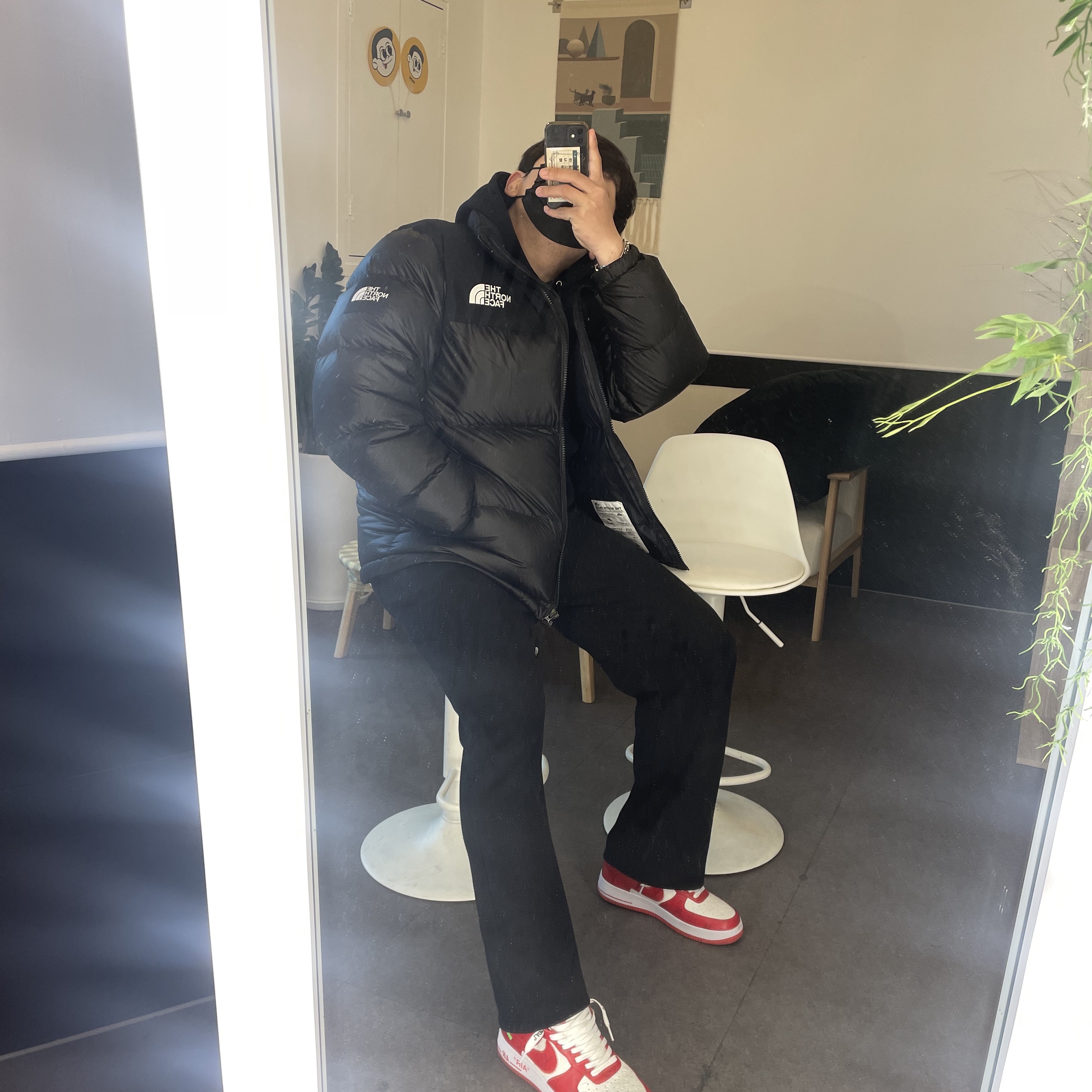 Louis Vuitton x Nike Air Force 1 Low by Virgil Abloh White Comet Red 착용 스타일