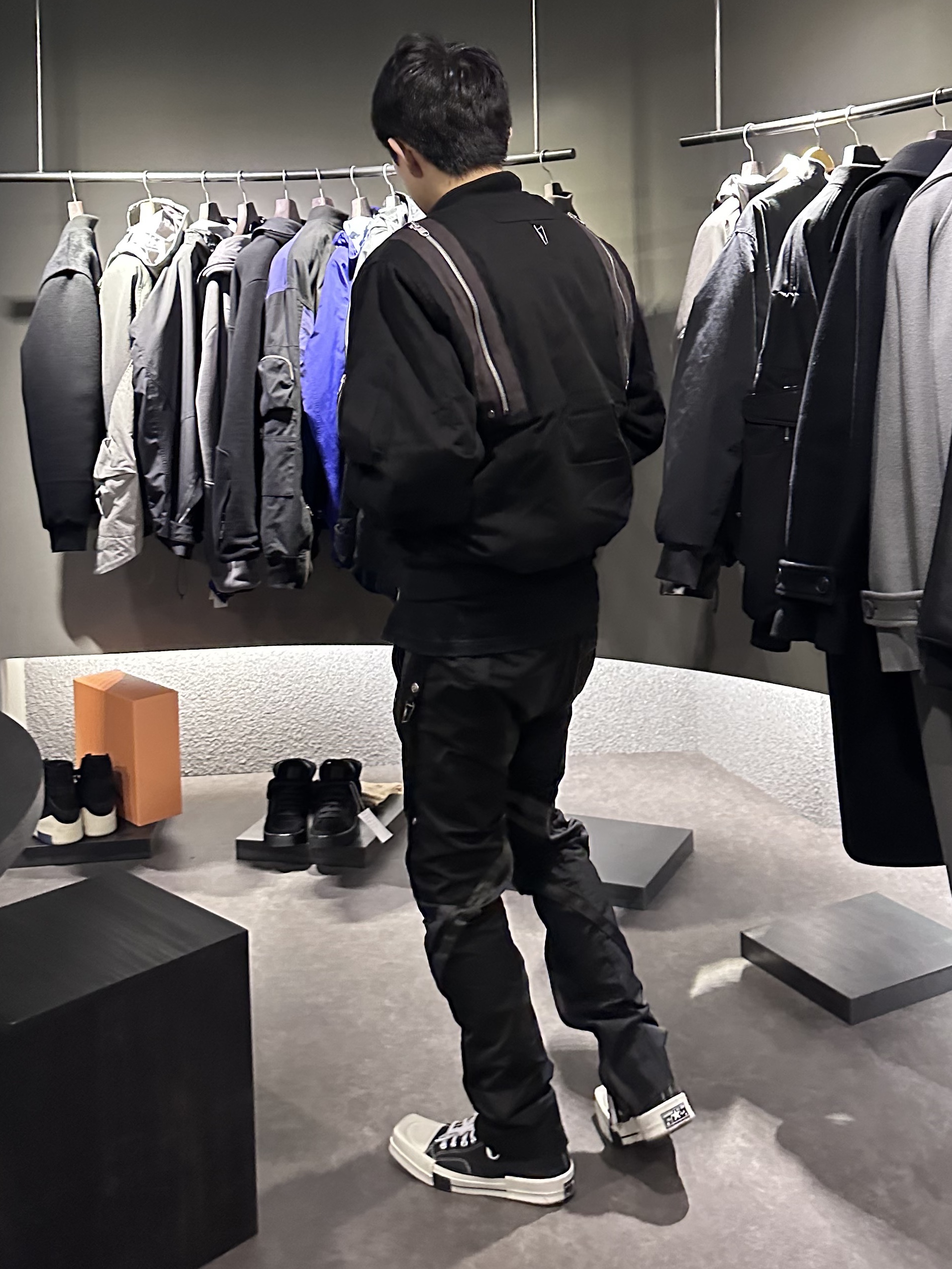Undermycar Rumlow Back Zip Cotton Garment Bomber Dark Gull - 22FW, Converse x Drkshdw Turbodrk Chuck 70 Hi Black 착용 스타일 - 2