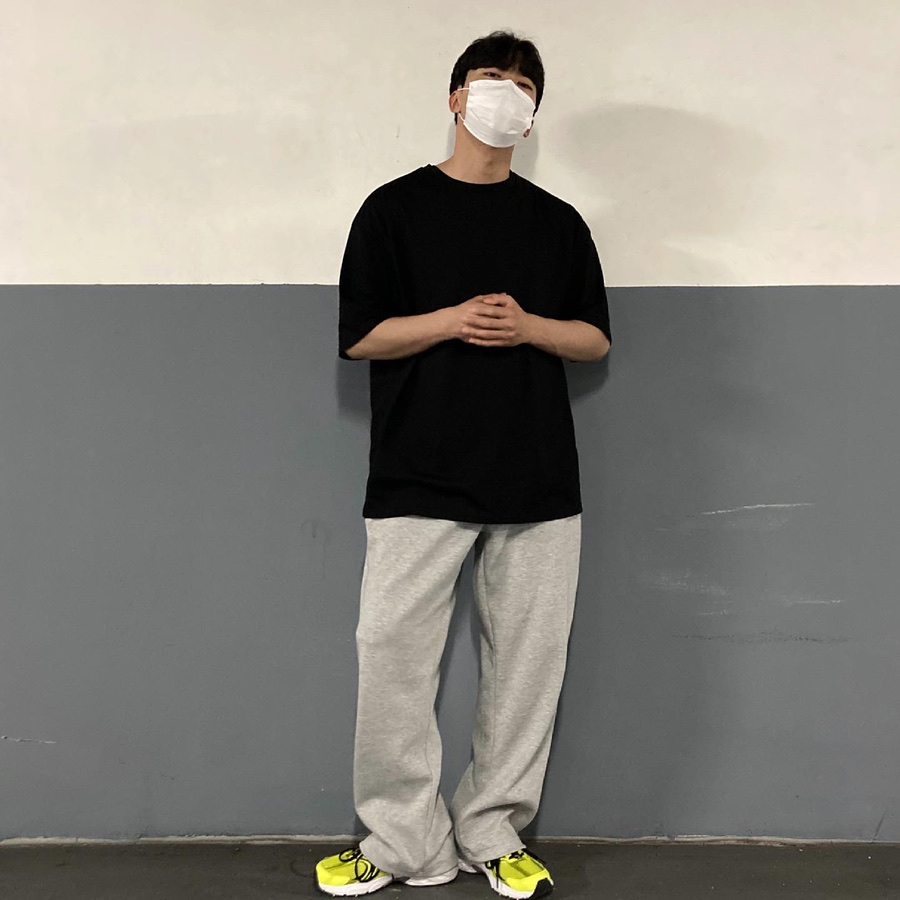 New Balance 530 Yellow 착용 스타일