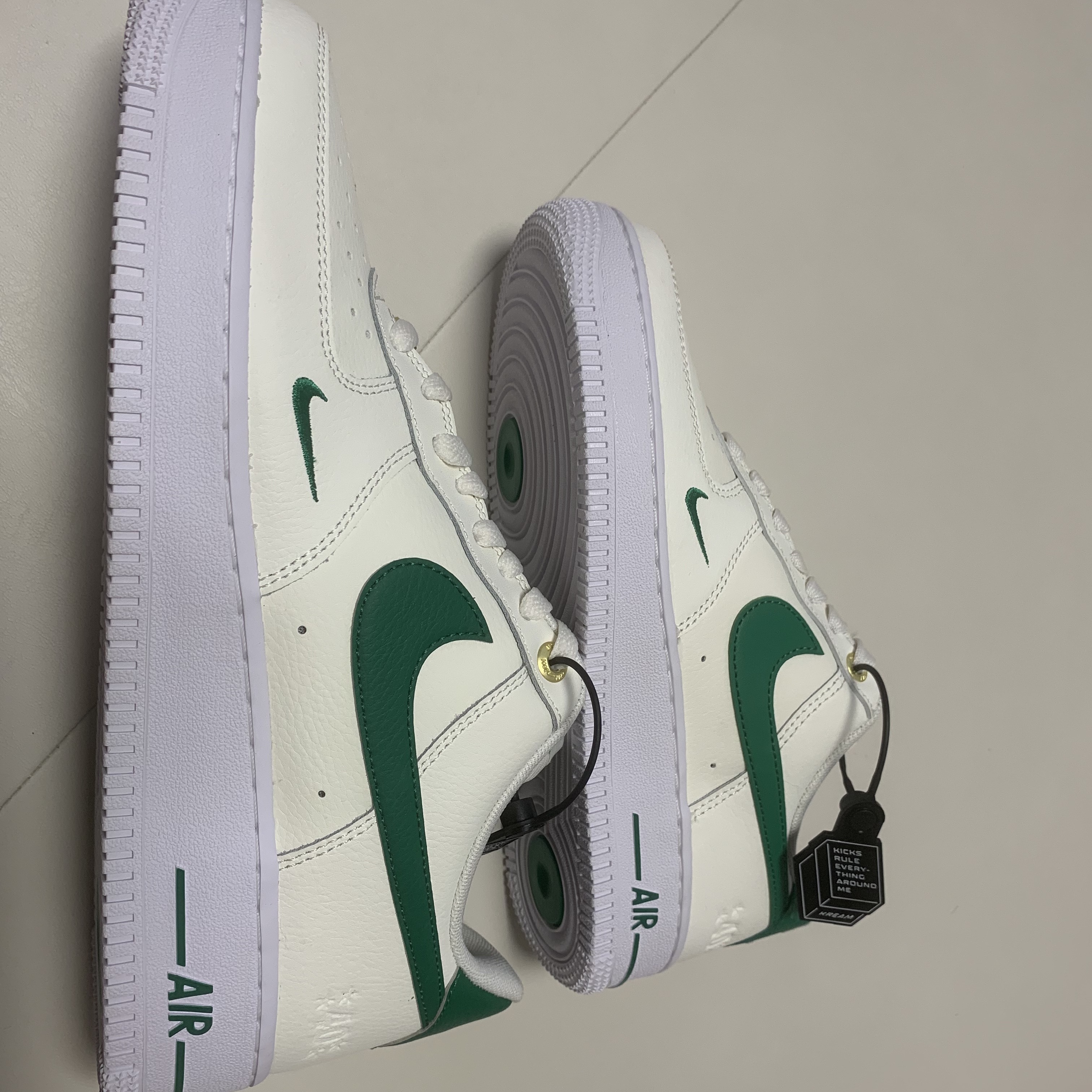 Nike Air Force 1 '07 LV8 40th Anniversary Join Forces Sail Malachite 착용 스타일