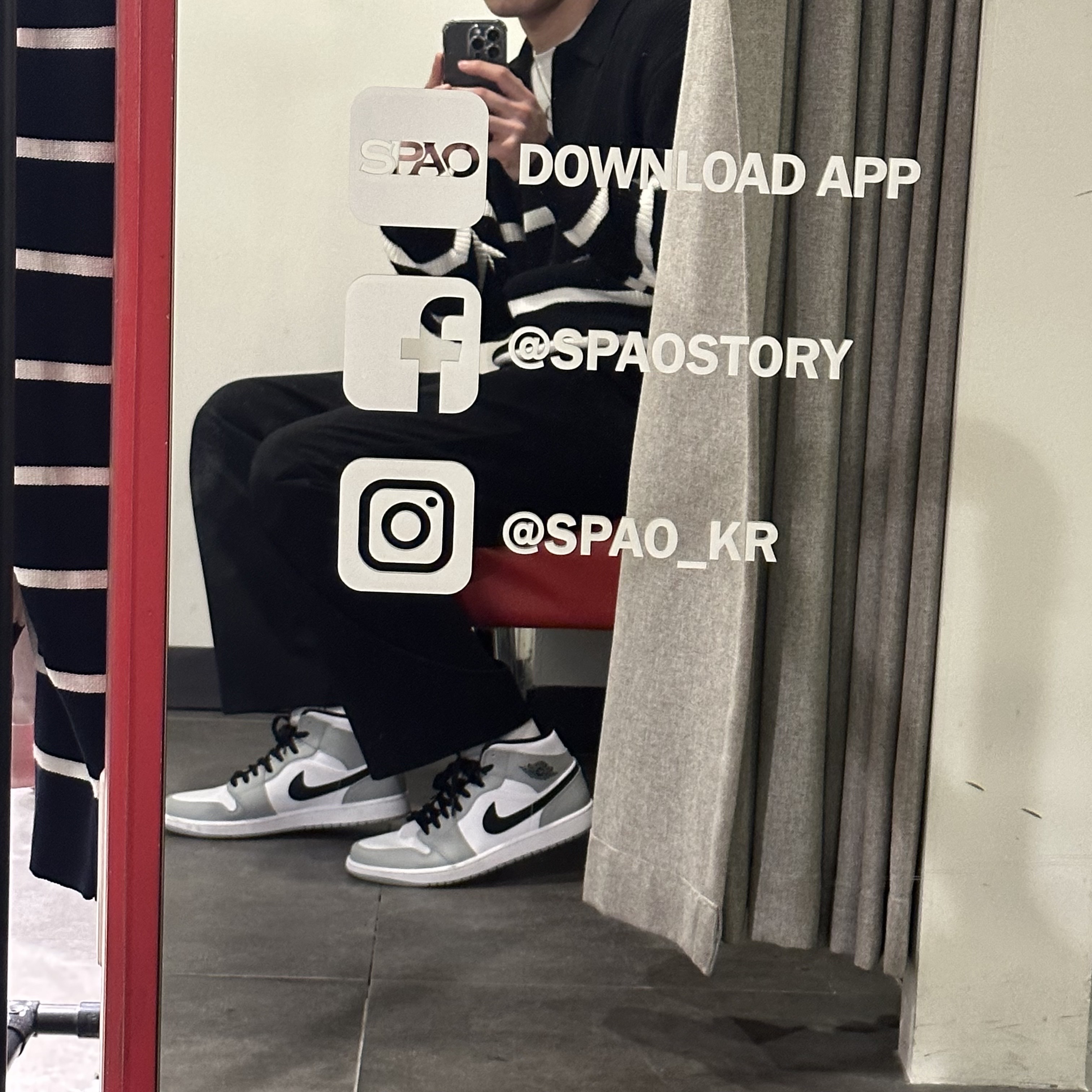 Jordan 1 Mid Light Smoke Grey 착용 스타일