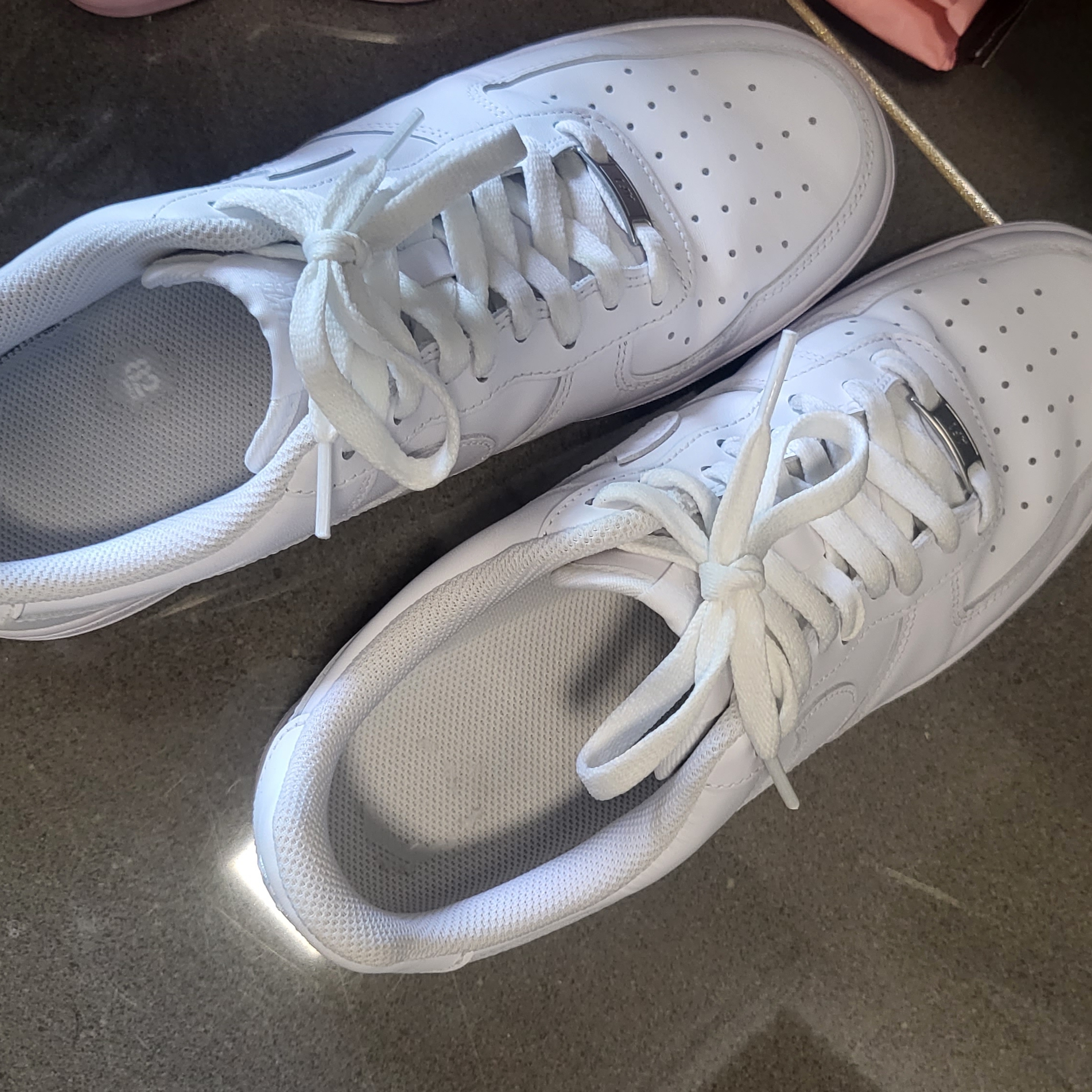 Nike Air Force 1 '07 Low White 착용 스타일