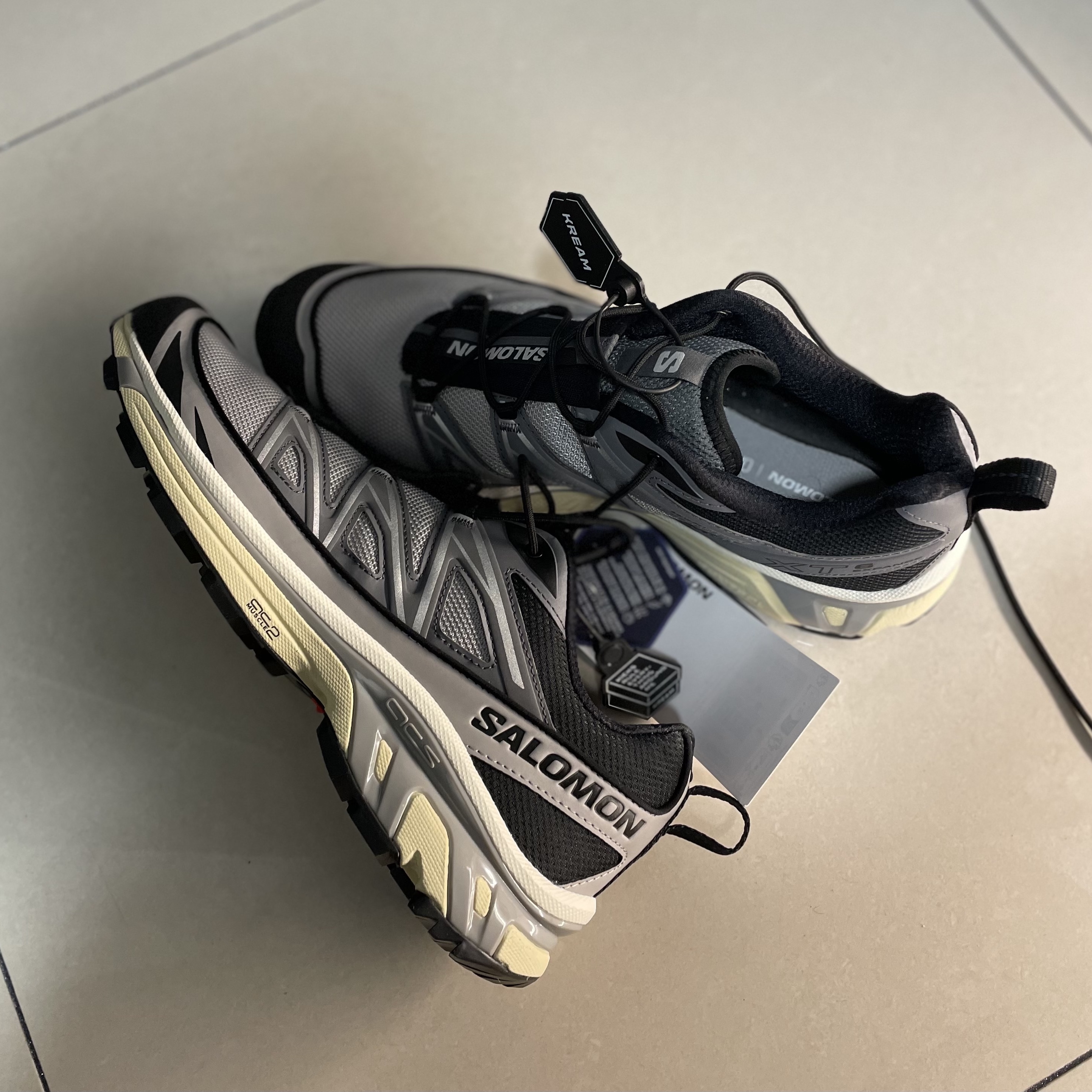 Salomon XT-6 Expanse Alloy Quiet Shade 착용 스타일