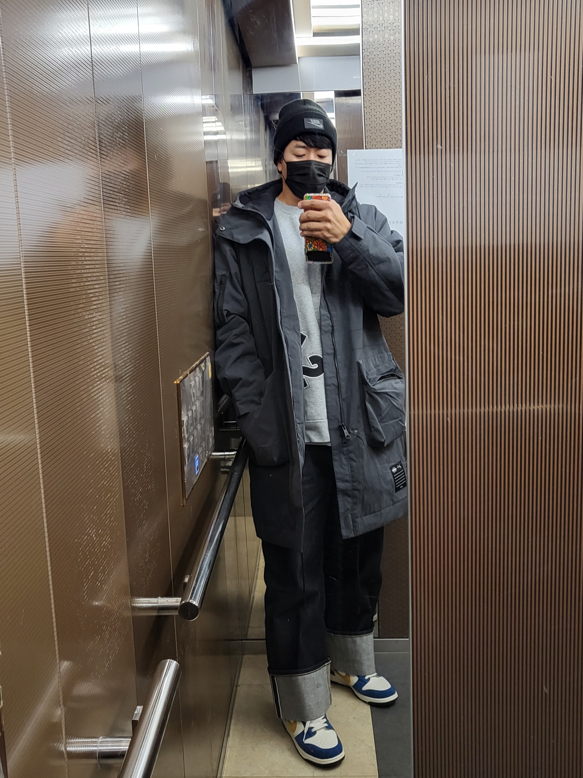 Jordan x A Ma Maniere Outwear Parka Black - Asia, Supreme x Nike Arc Crewneck Heather Grey - 22SS 착용 스타일