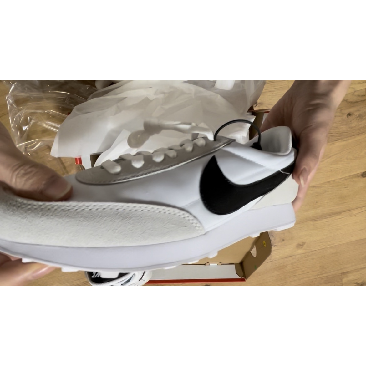 (W) Nike Daybreak Summit White Black 착용 스타일