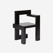 Spectrum Steltman Chair Black Arm Right Oak