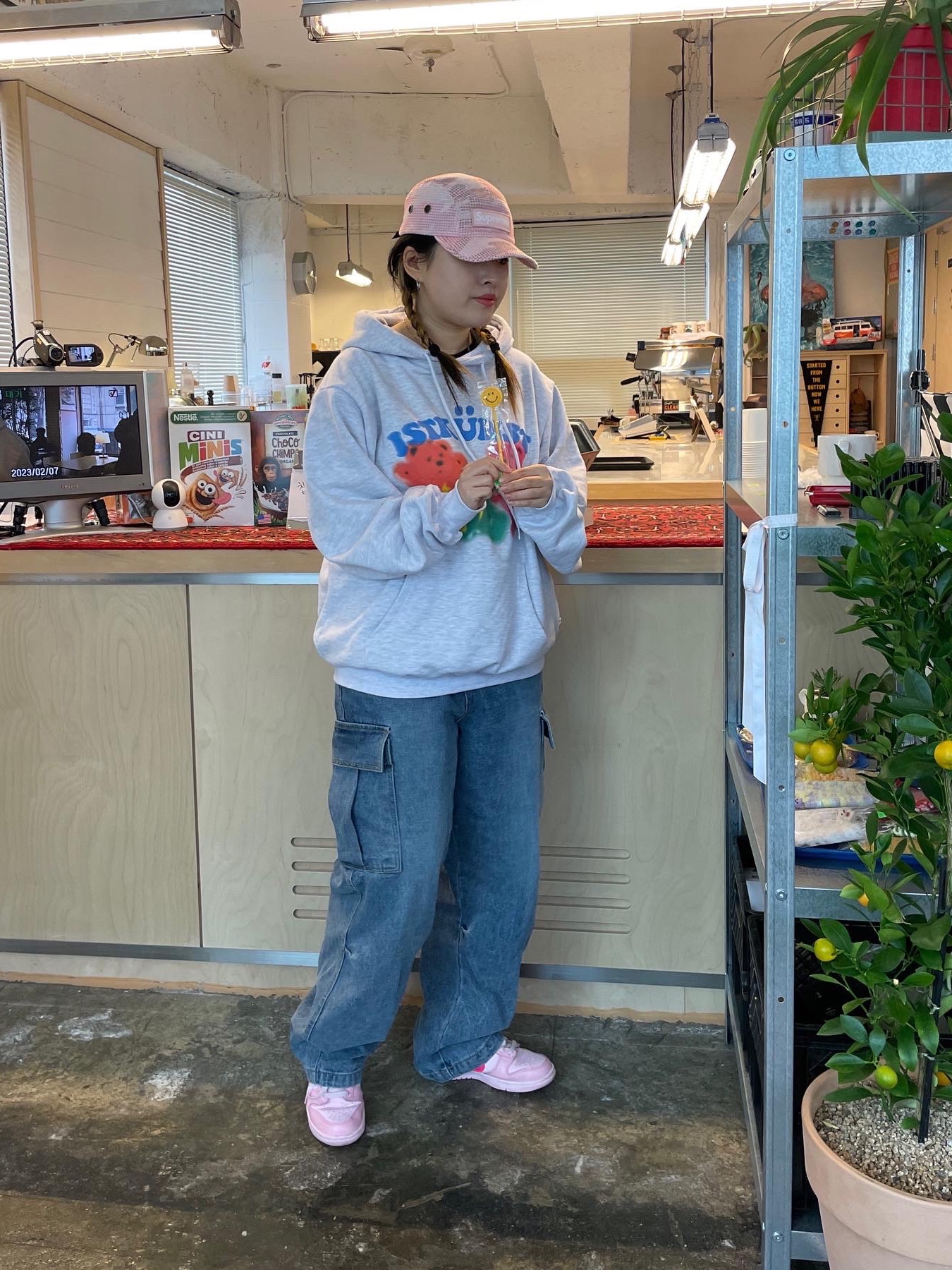 Supreme Camo Grid Velvet Camp Cap Pink Camo - 22FW, (GS) Nike Dunk Low Triple Pink 착용 스타일 - 3