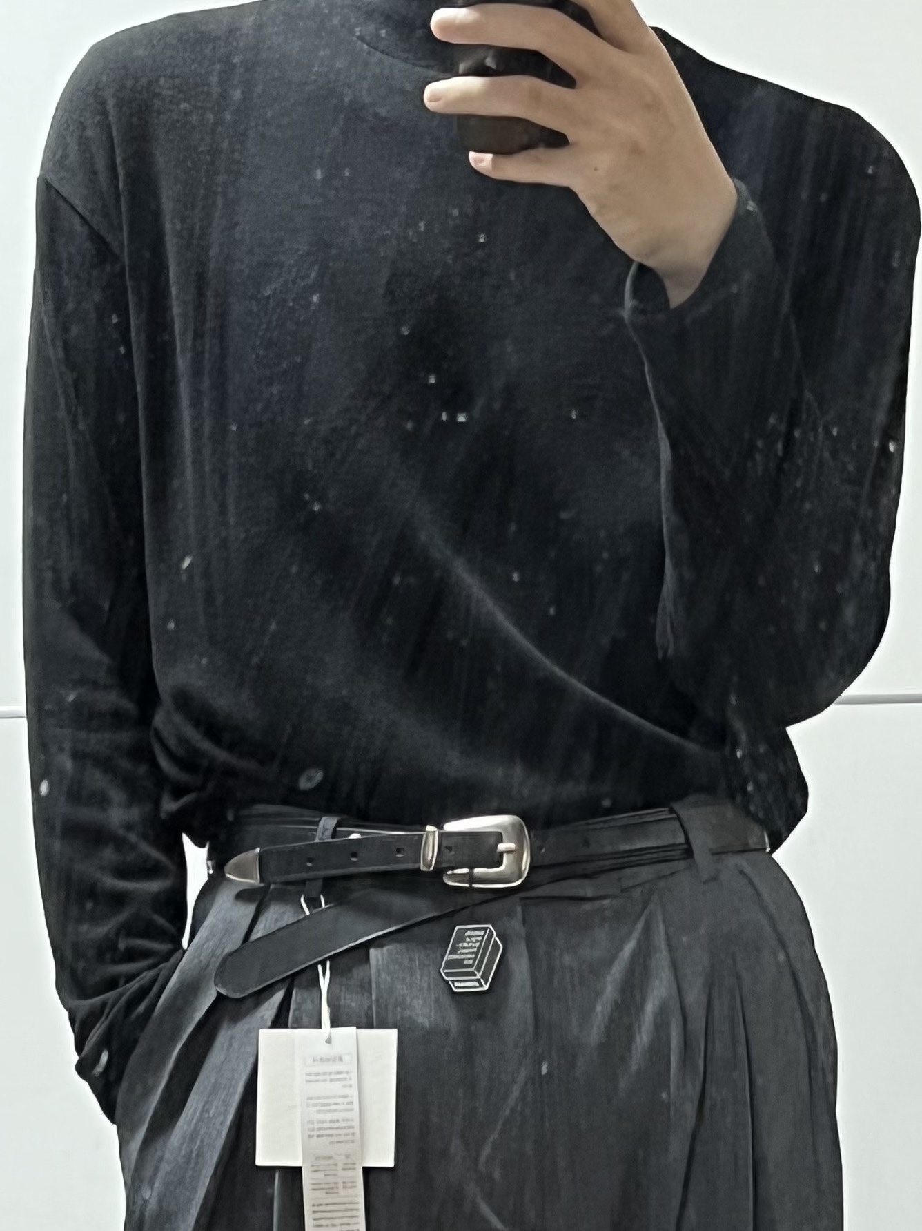 Lemaire Minimal Western Belt Cow Leather Black 착용 스타일
