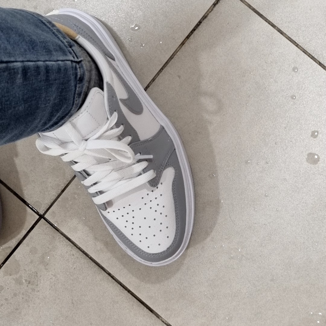 (W) Jordan 1 Elevate Low White and Wolf Grey 착용 스타일