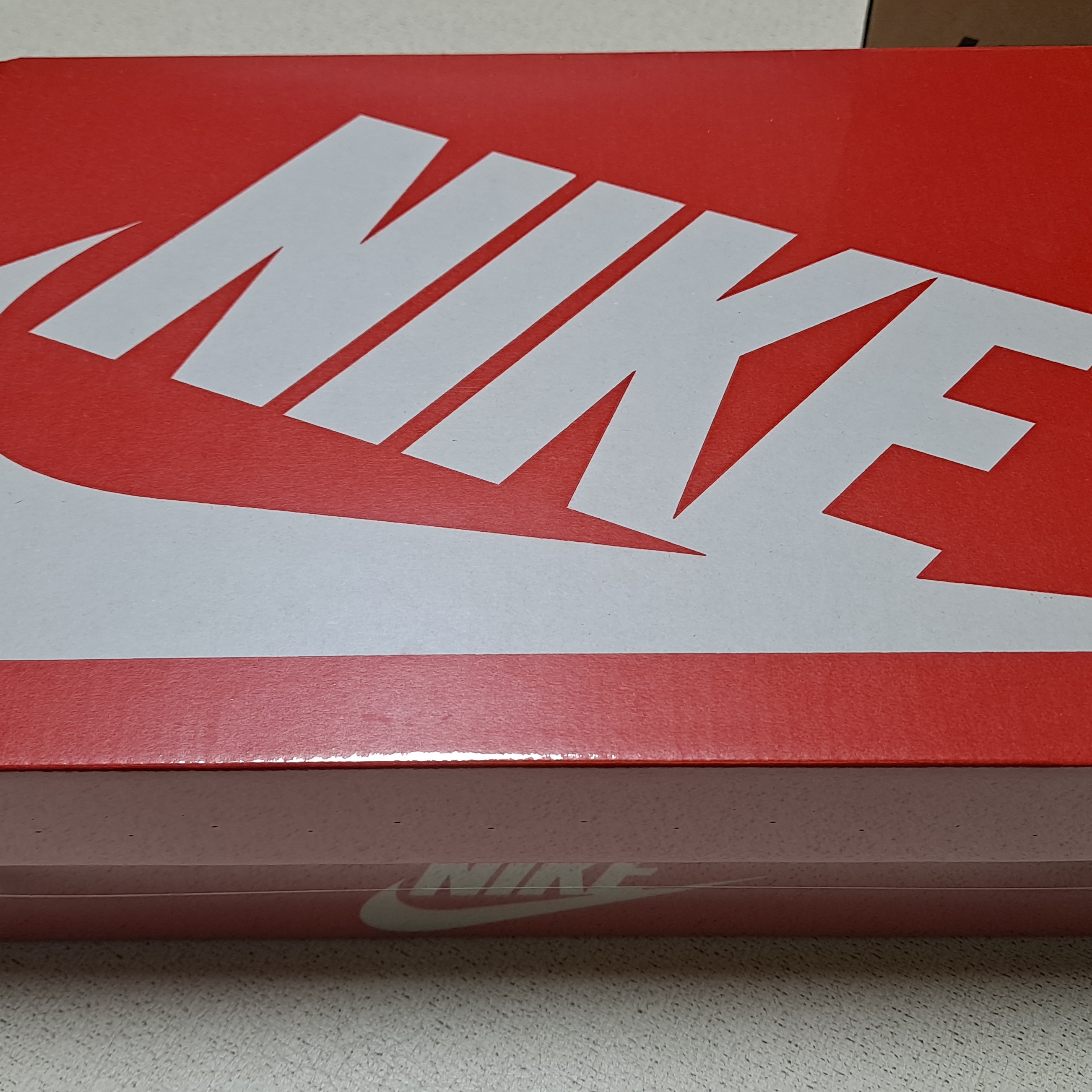 (W) Nike Waffle One Black White 착용 스타일 - 1