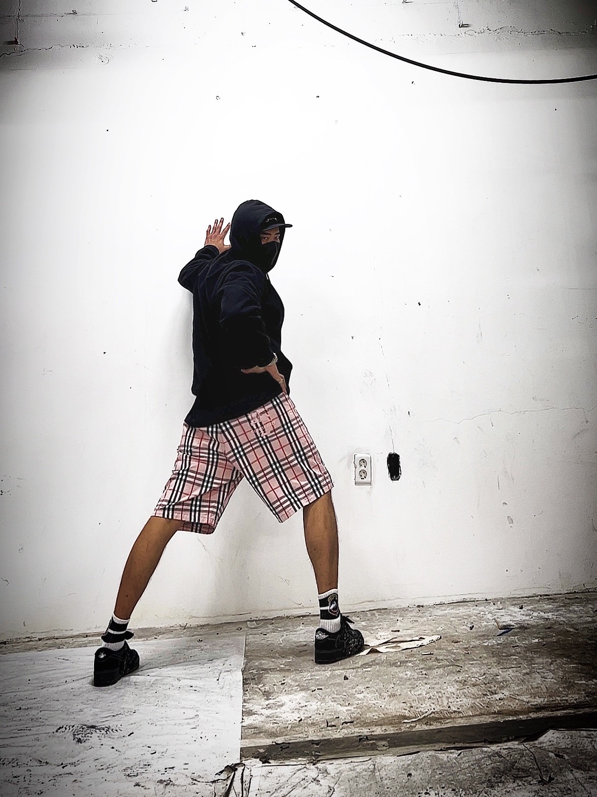 Supreme x Burberry Box Logo Hooded Sweatshirt Black - 22SS, Supreme x Nike ACG Jersey Black - 22FW 착용 스타일 - 1