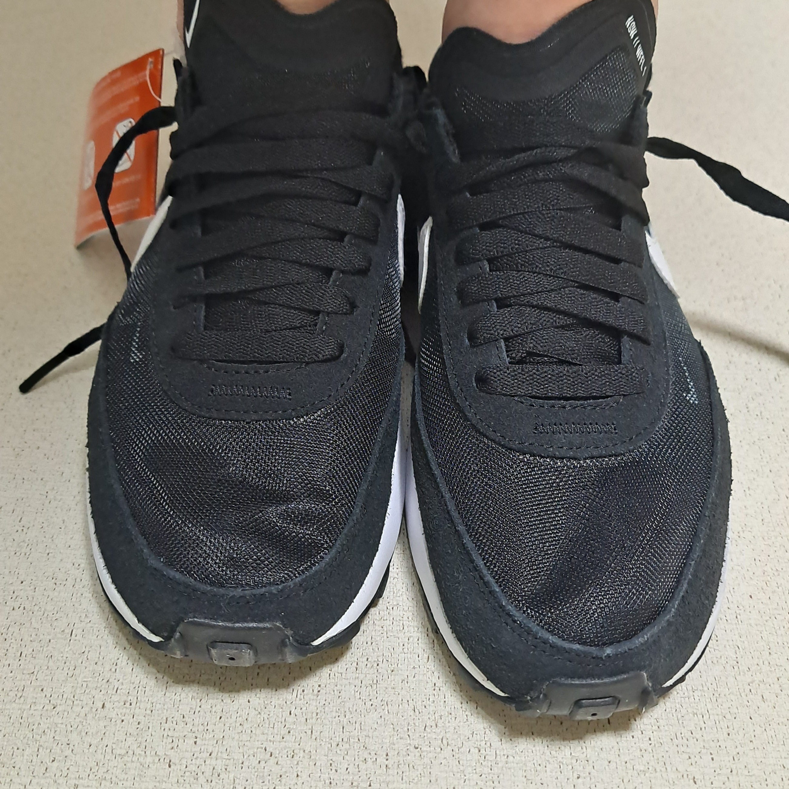(W) Nike Waffle One Black White 착용 스타일 - 4