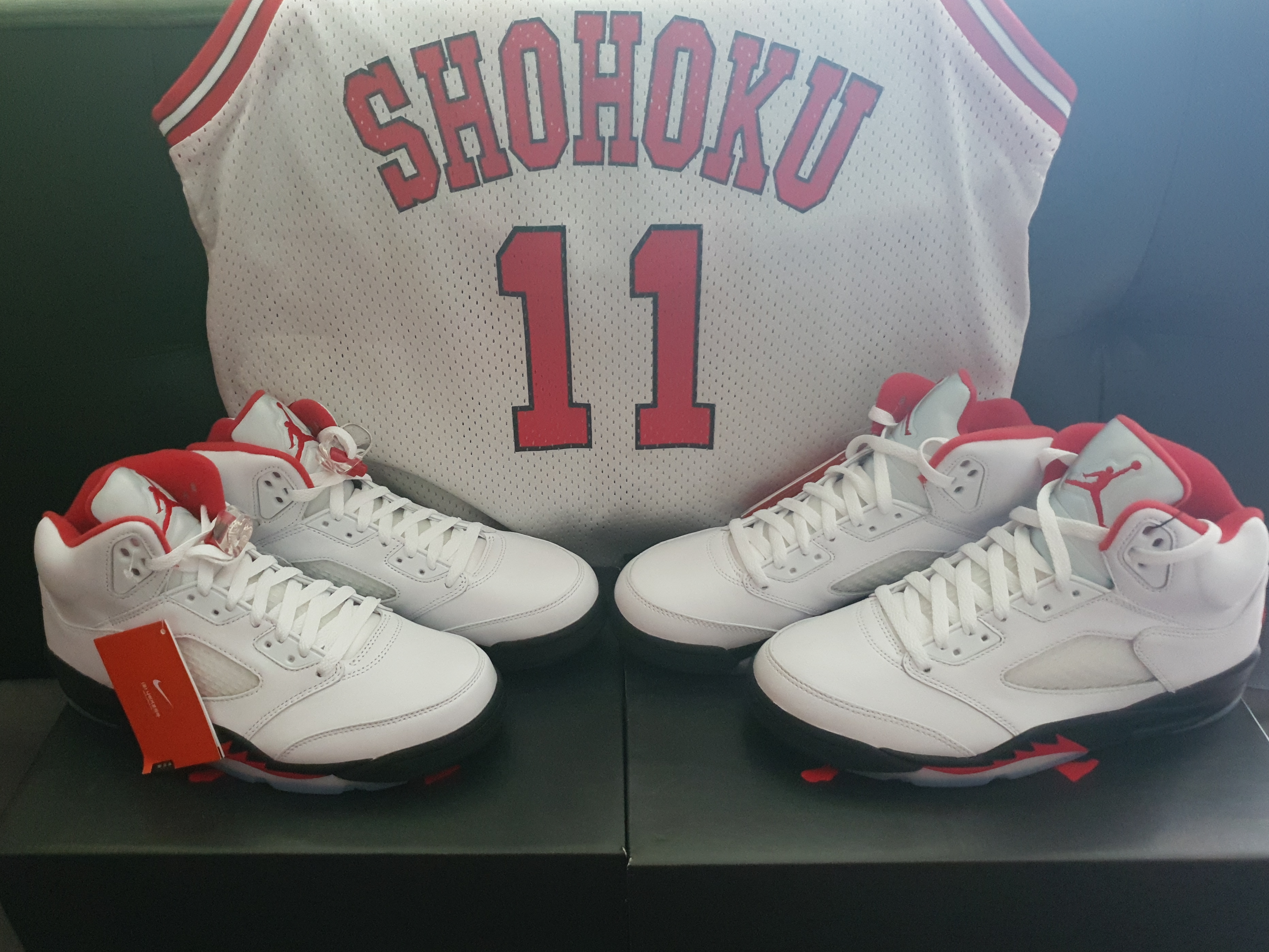 Jordan 5 Retro Fire Red Silver Tongue 2020 착용 스타일 - 2