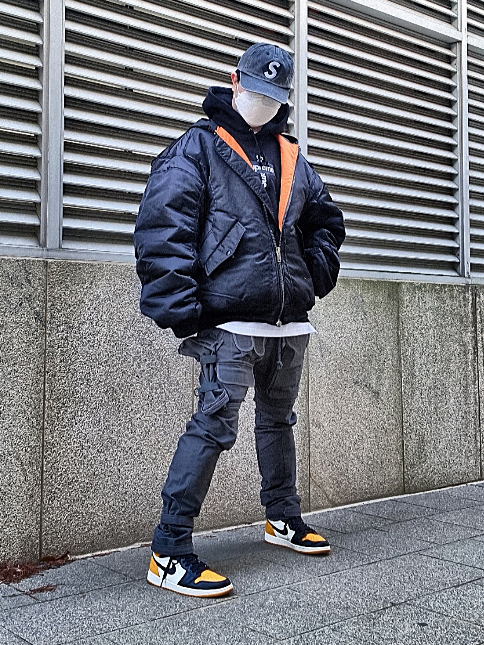 Supreme Pigment Print S Logo 6-Panel Black - 20SS, Supreme Cross Box Logo Hooded Sweatshirt Black - 20FW 착용 스타일 - 2