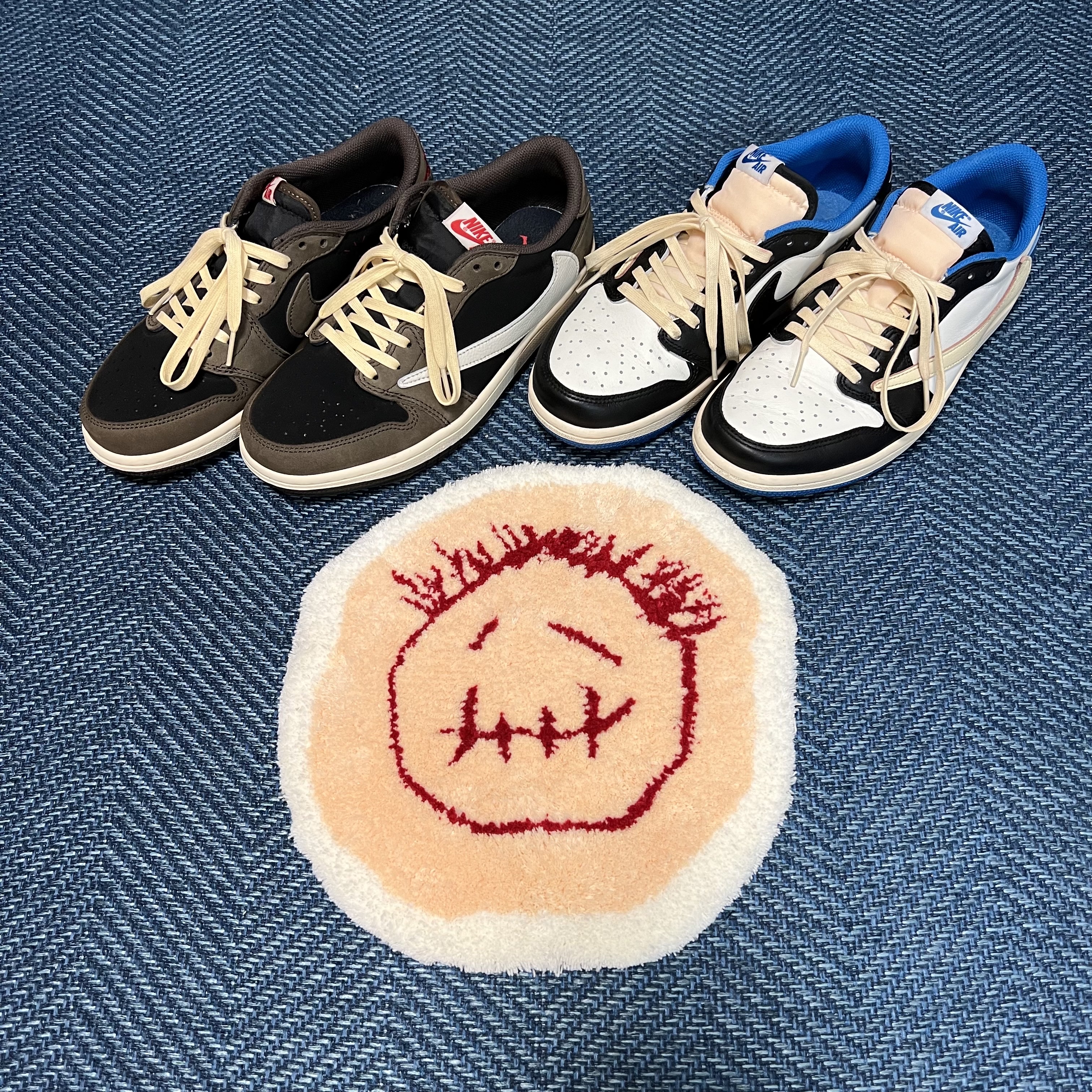 Jordan 1 x Travis Scott x Fragment Retro Low OG SP Military Blue, Jordan 1 x Travis Scott Retro Low OG SP Mocha 착용 스타일 - 2