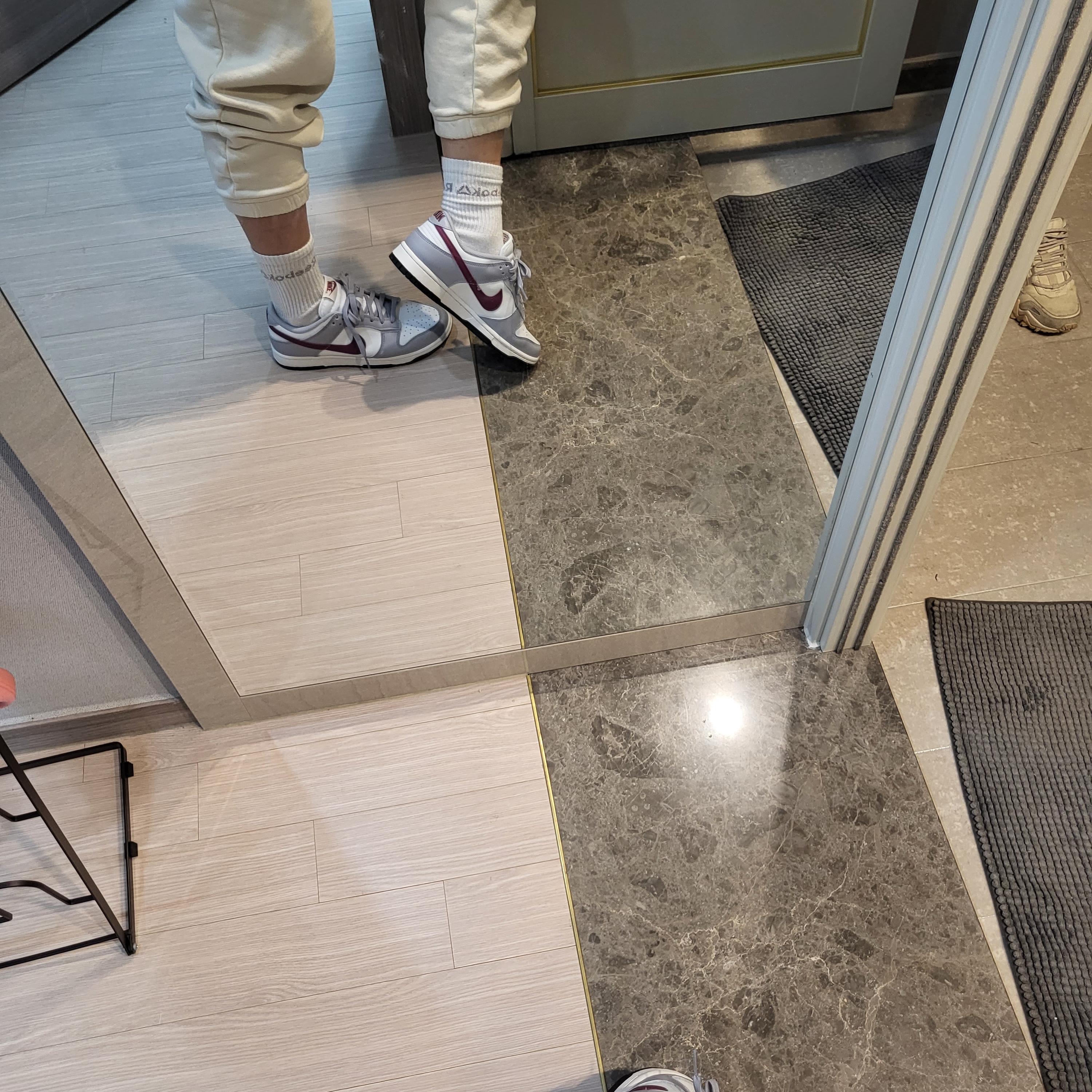 (W) Nike Dunk Low Wolf Grey Rosewood 착용 스타일