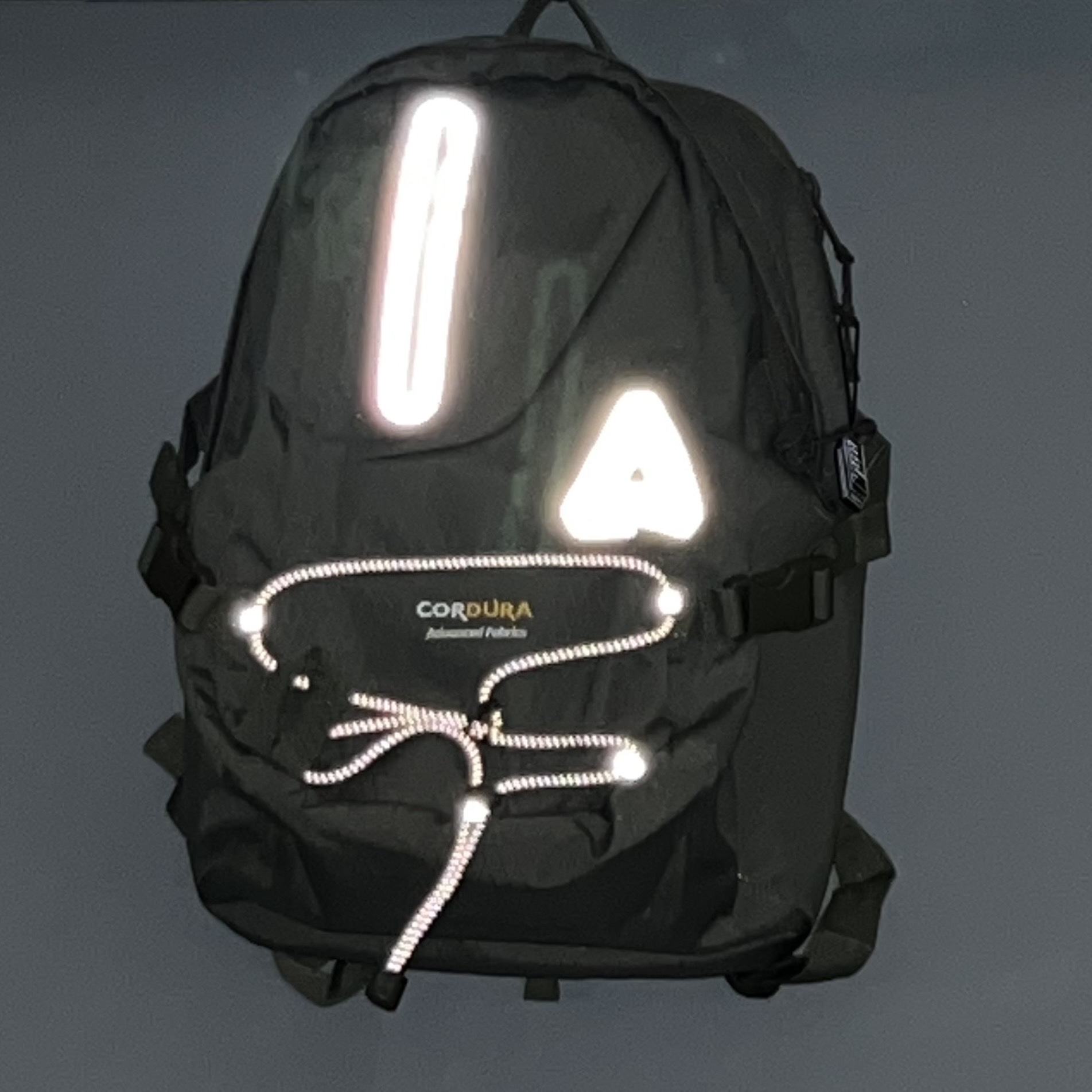 Palace Cordura Double Diamond Backpack Olive - 21FW 착용 스타일