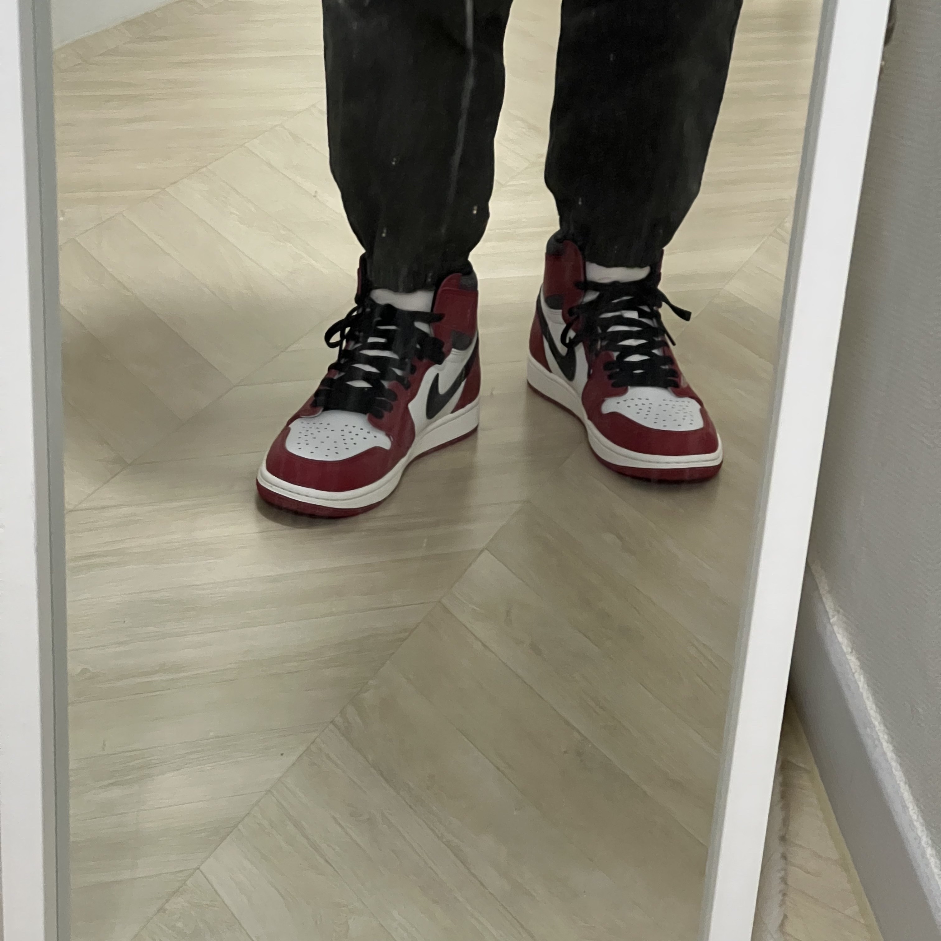 Jordan 1 Retro High OG Chicago 2022 착용 스타일 - 1