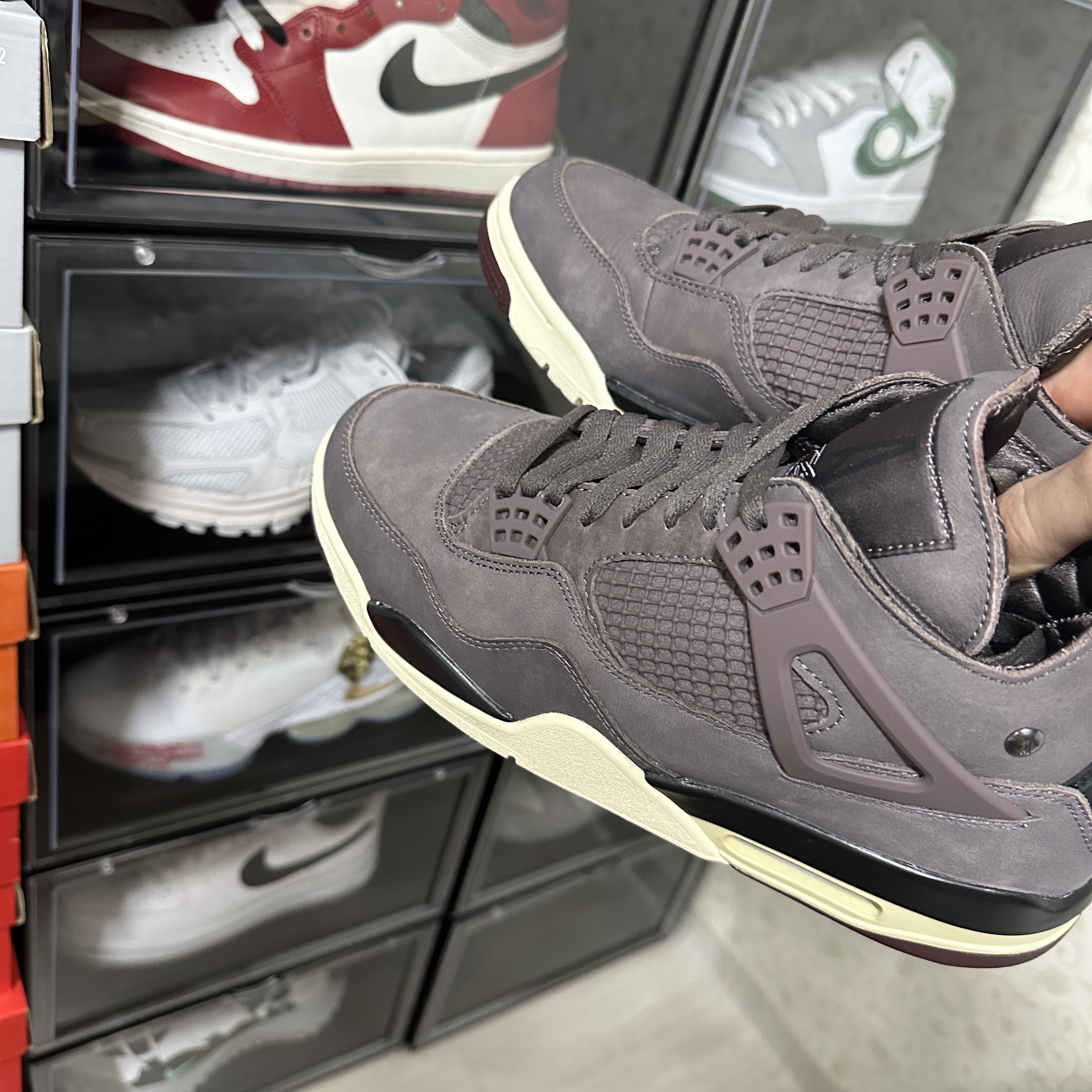 Jordan 4 x A Ma Maniere Retro Violet Ore 착용 스타일 - 2