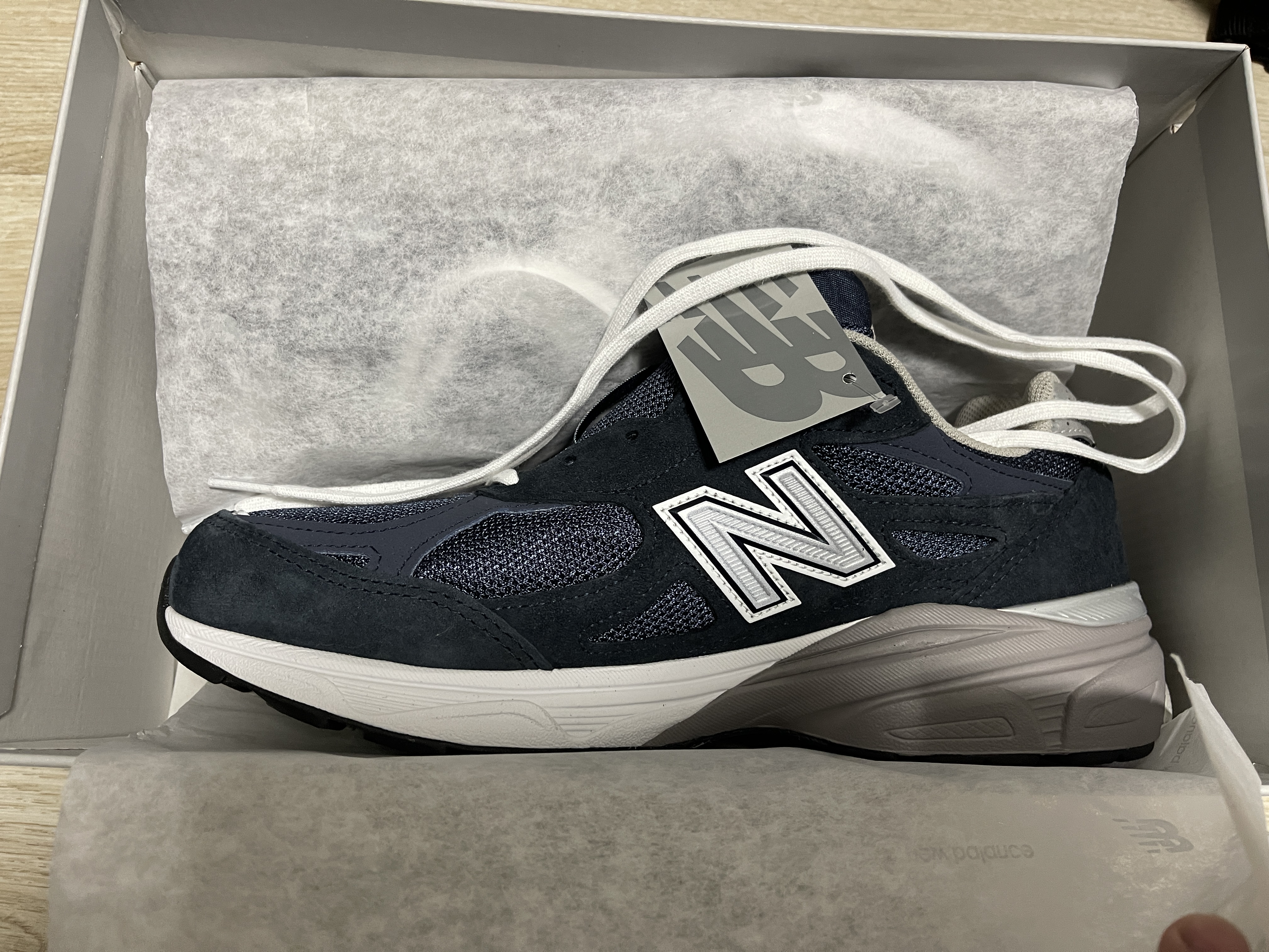 New Balance 990v3 Made in USA Navy - D Standard 착용 스타일