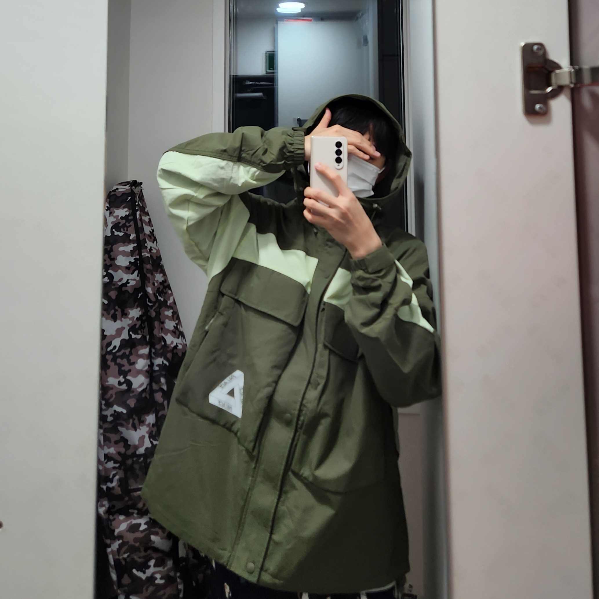 ジャケット・アウター PALACE GONE FISHING JACKET GONE FISHING JACKET | PALACE SKATEBOARDS