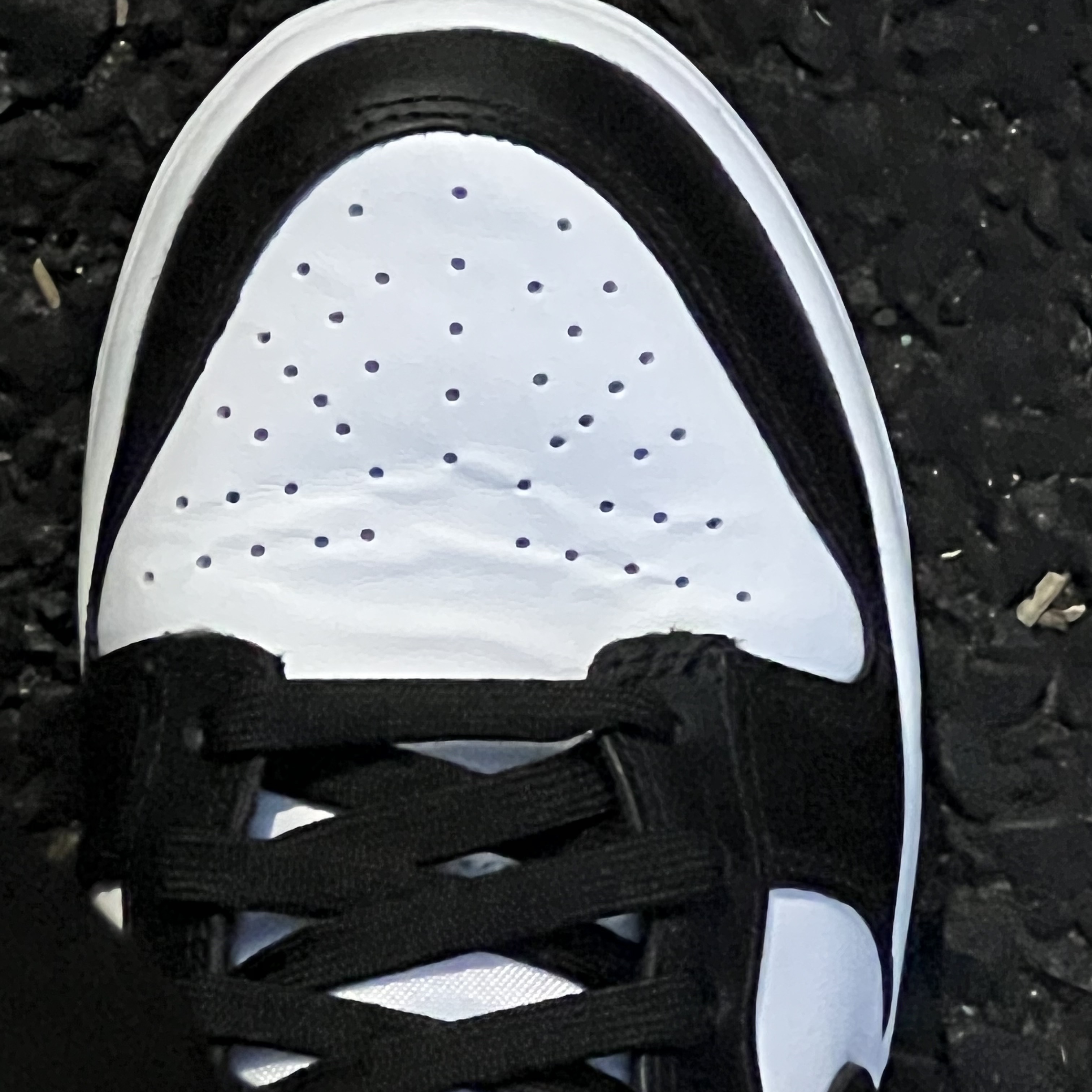 Nike Dunk Low Retro Black 착용 스타일 - 2