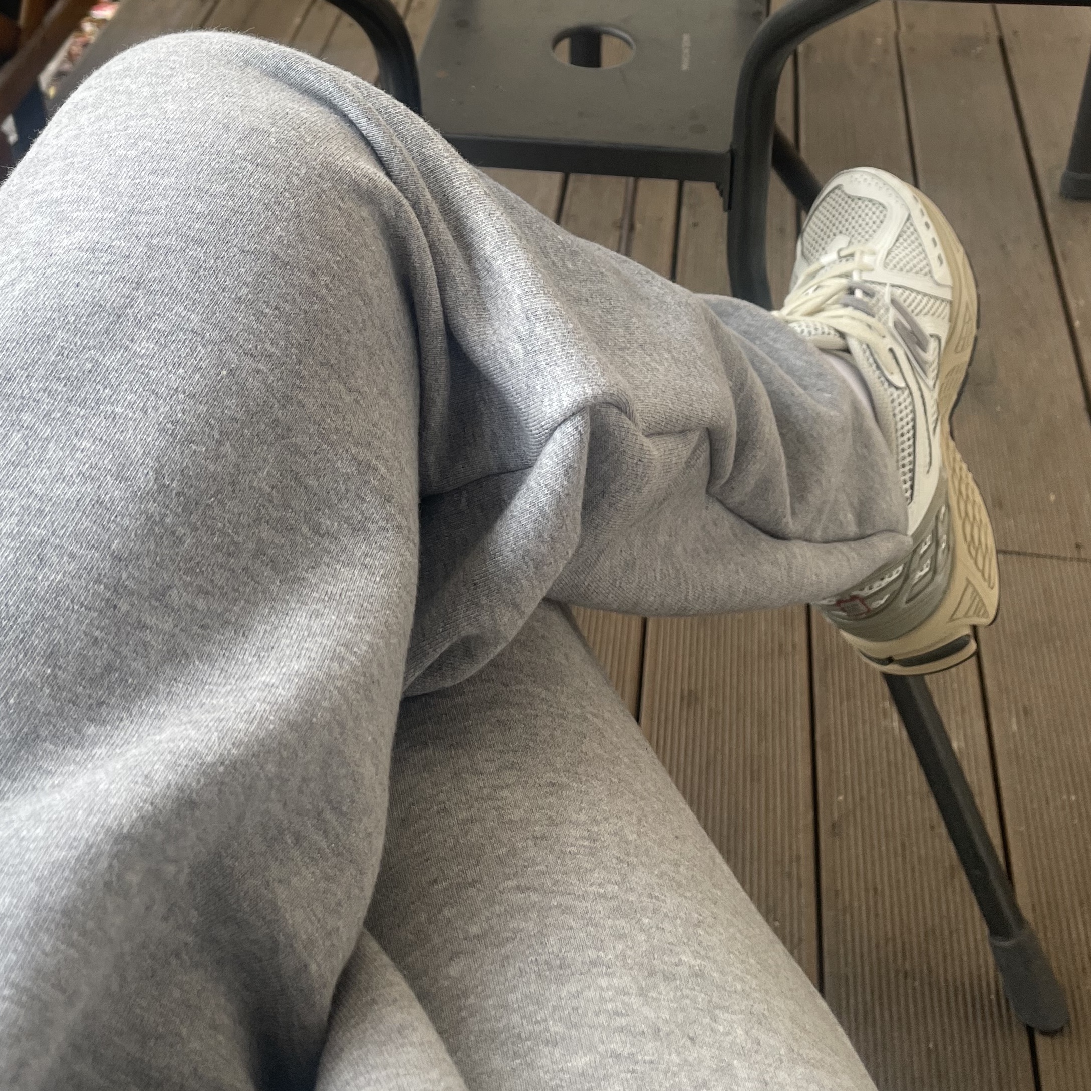 New Balance 1906R White Gray 착용 스타일 - 2