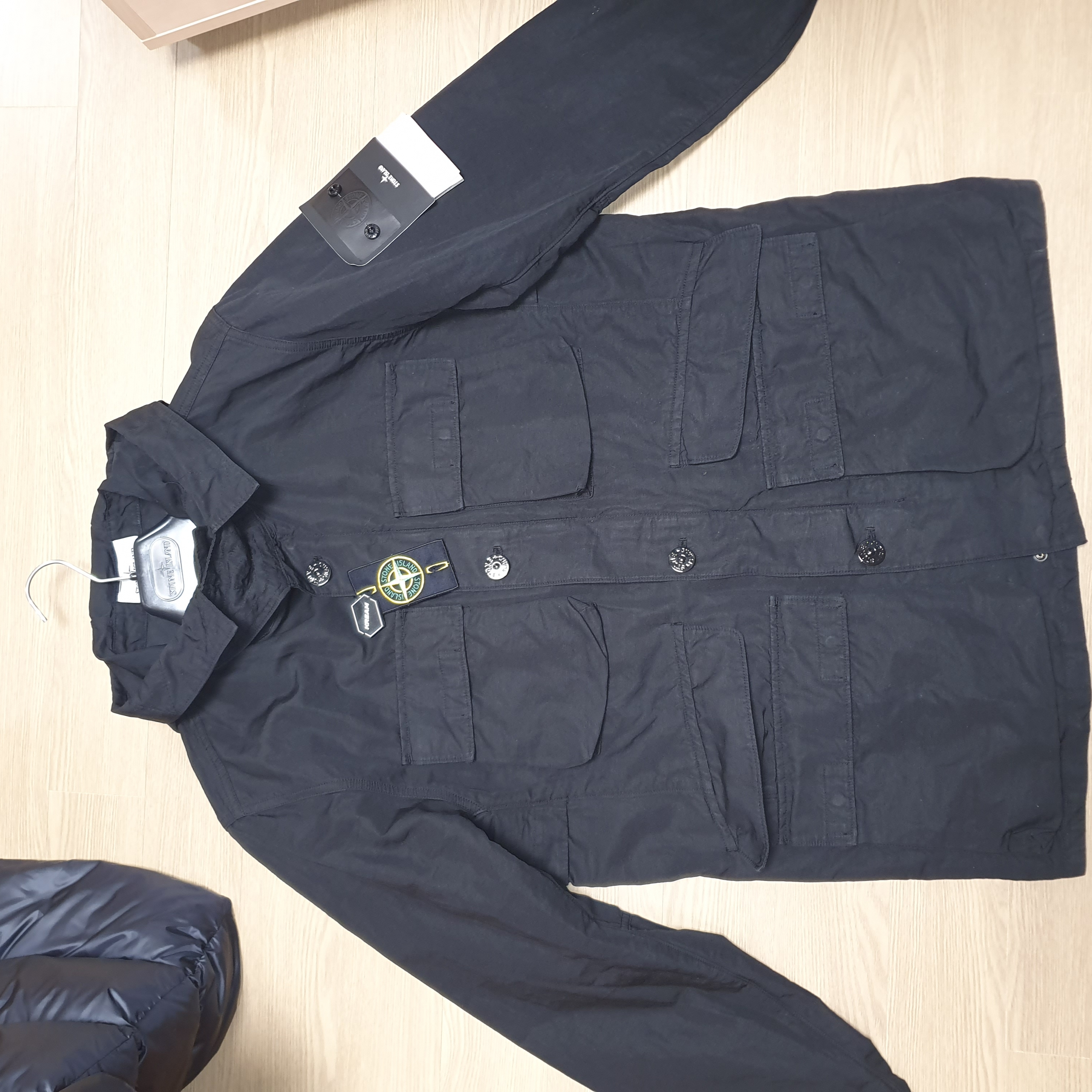 Stone Island 42306 Tela Cotone Lino Fiammato TC Garment Dyed Field Jacket Black - 22SS 착용 스타일 - 3