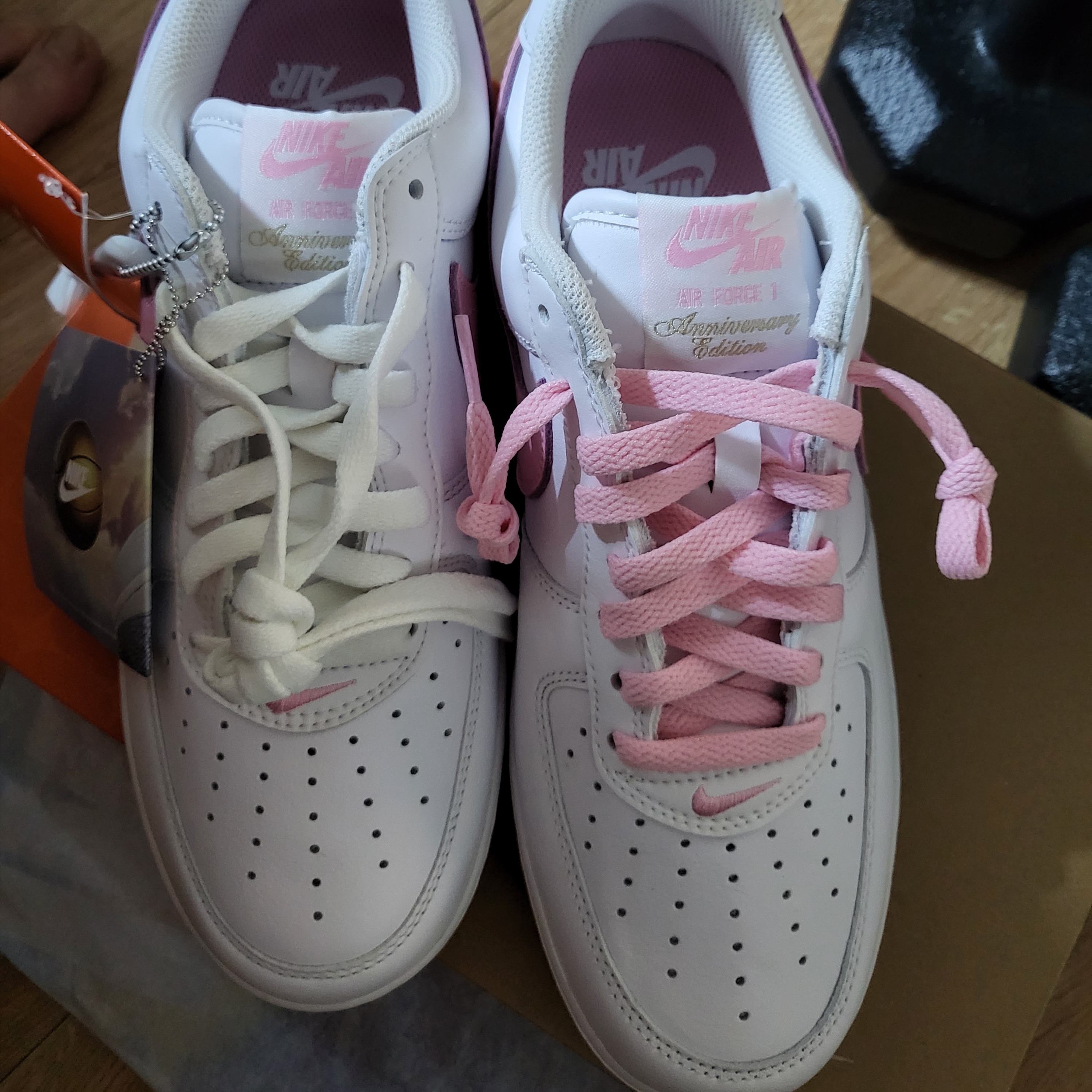 Nike Air Force 1 Low Retro Color of the Month White Pink 착용 스타일 - 5