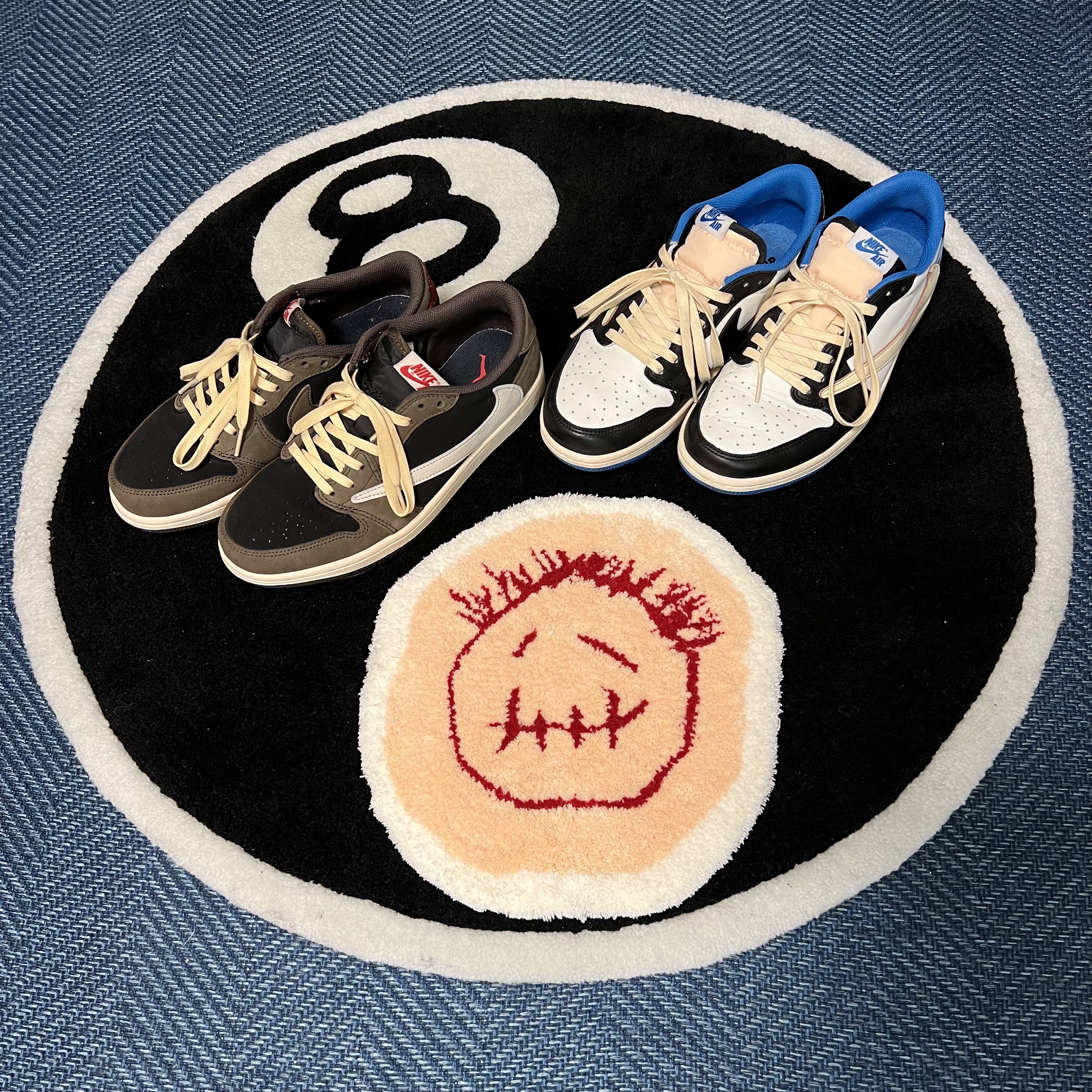 Jordan 1 x Travis Scott x Fragment Retro Low OG SP Military Blue, Jordan 1 x Travis Scott Retro Low OG SP Mocha 착용 스타일 - 1