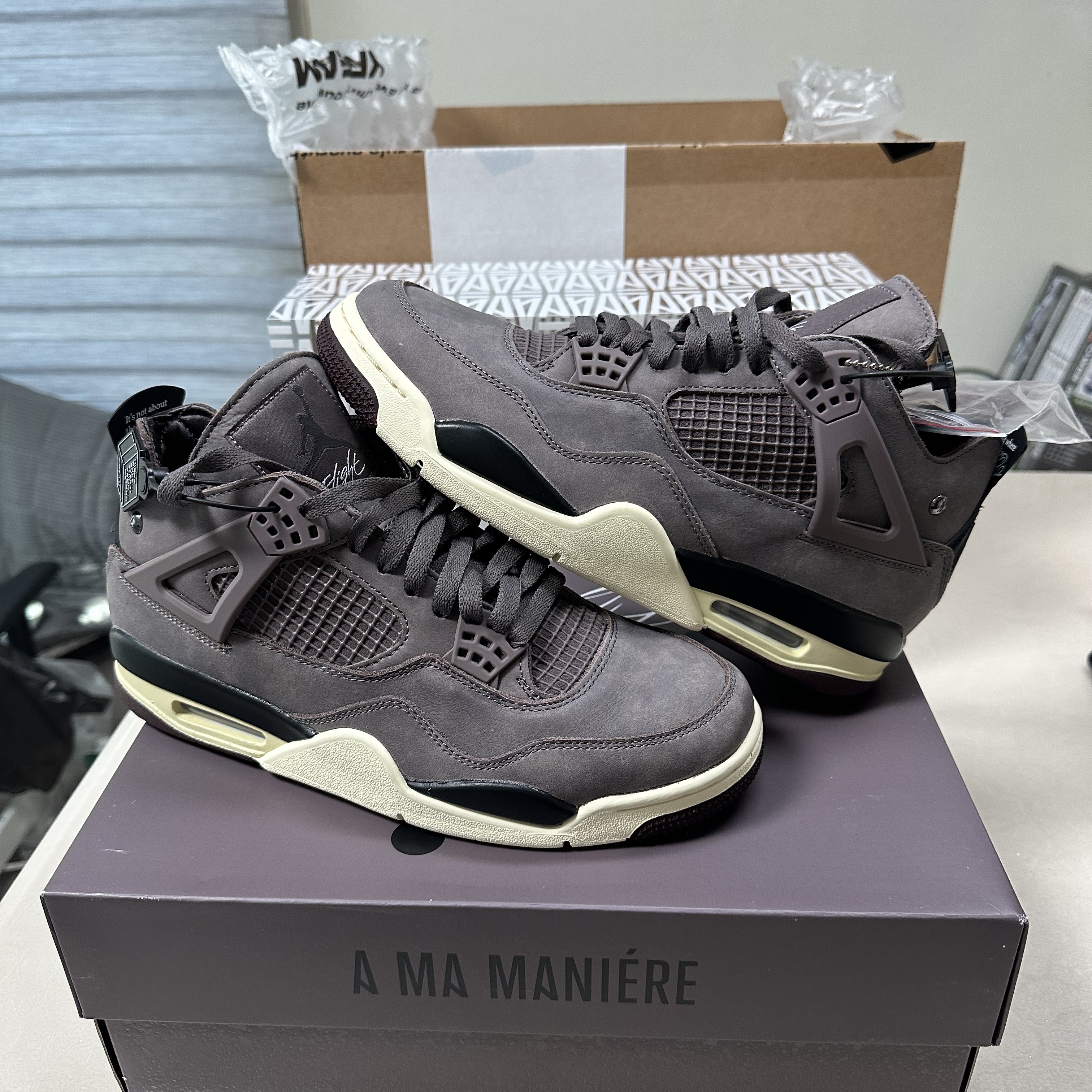 Jordan 4 x A Ma Maniere Retro Violet Ore 착용 스타일 - 1