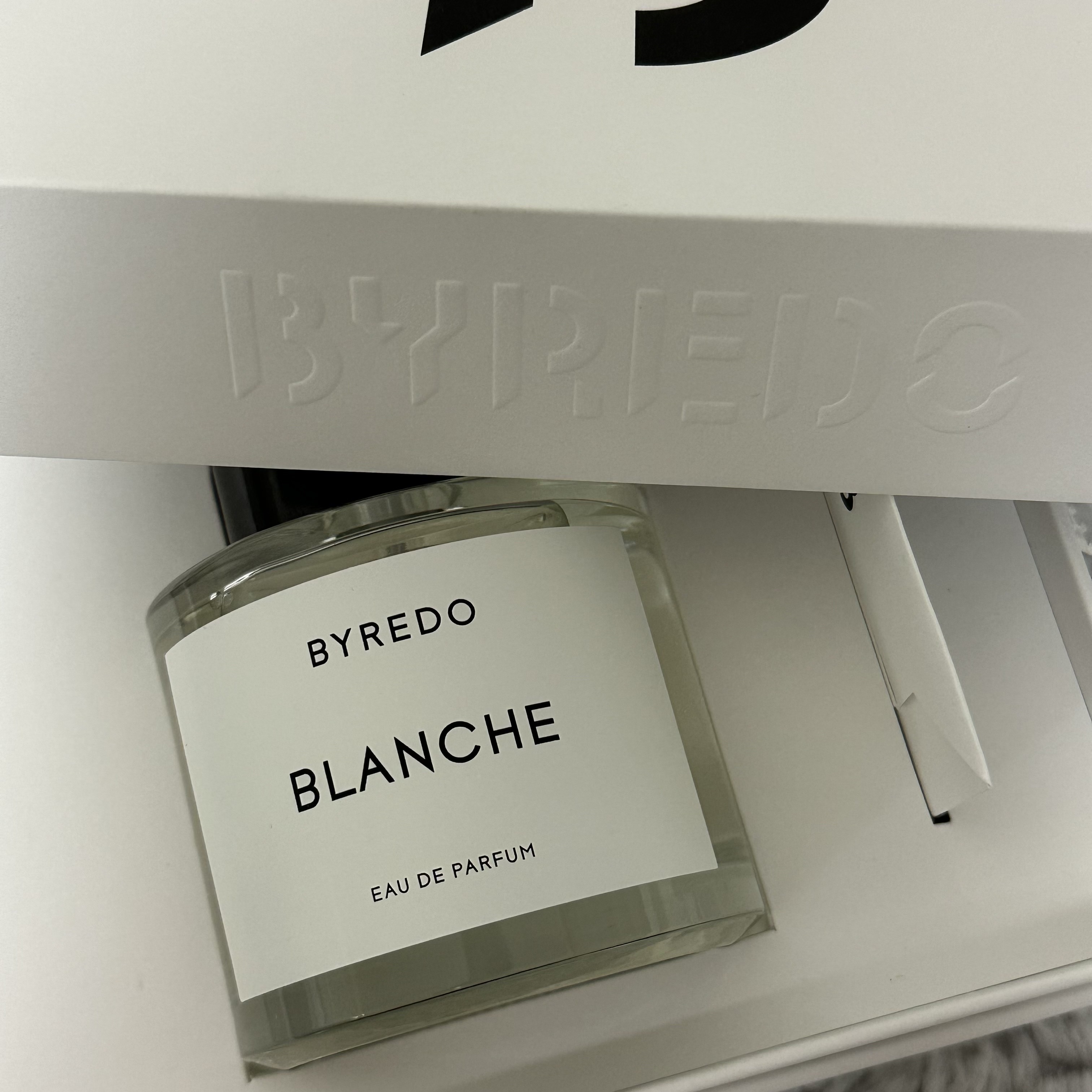 Byredo Blanche Eau De Parfum 100ml 착용 스타일