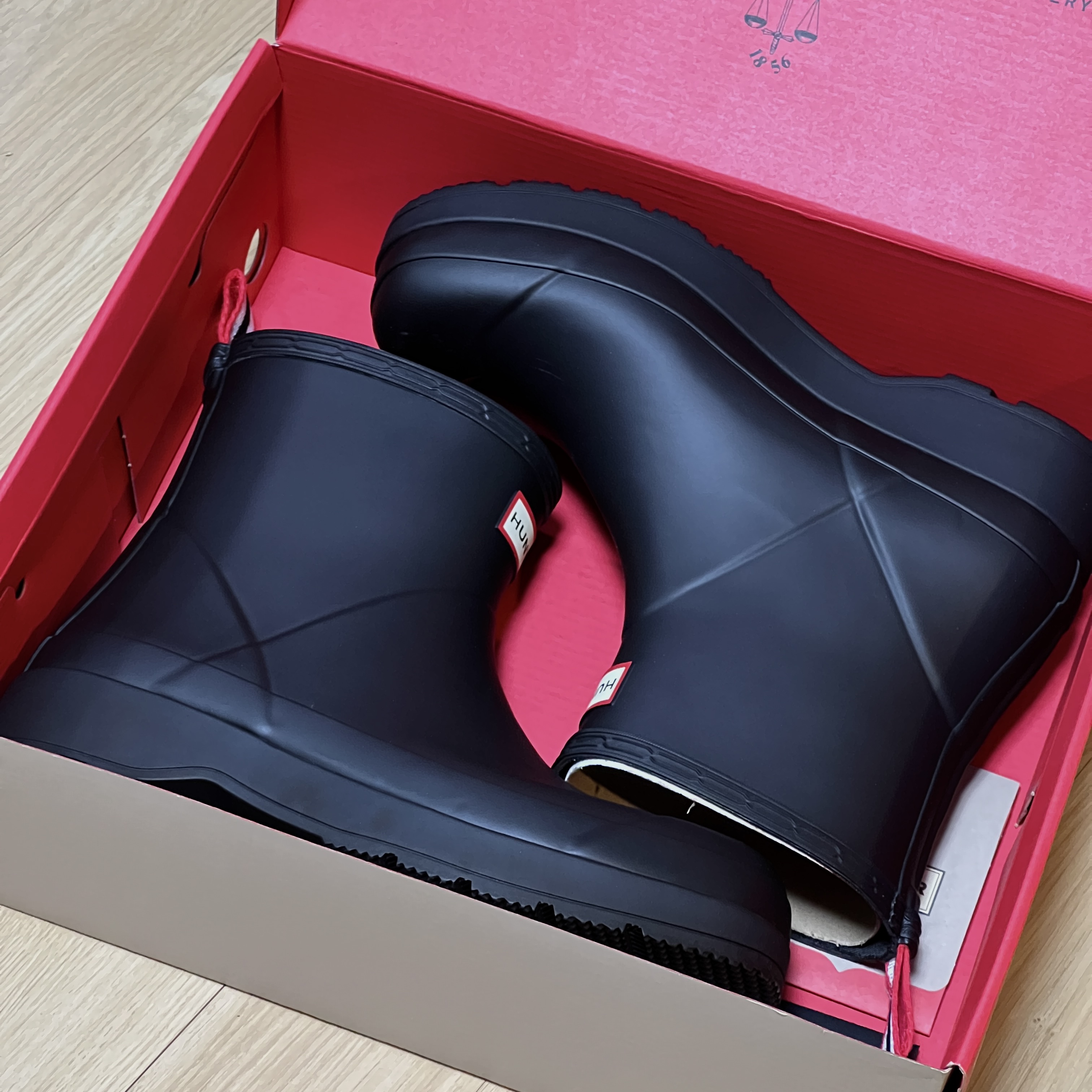 Hunter Play Short Wellington Boots Black 착용 스타일