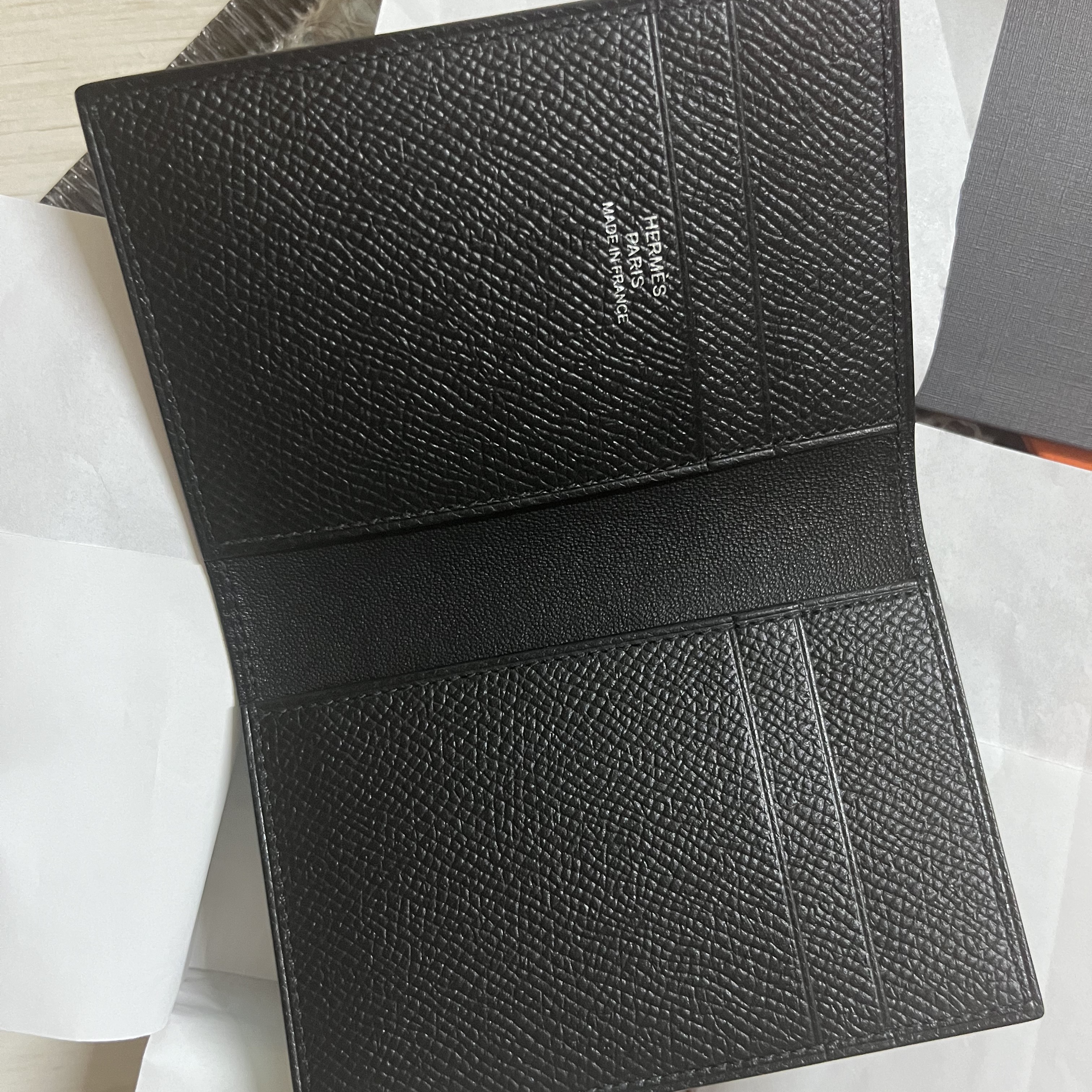 Hermes MC² Euclide Card Holder Epsom & Noir 착용 스타일 - 1