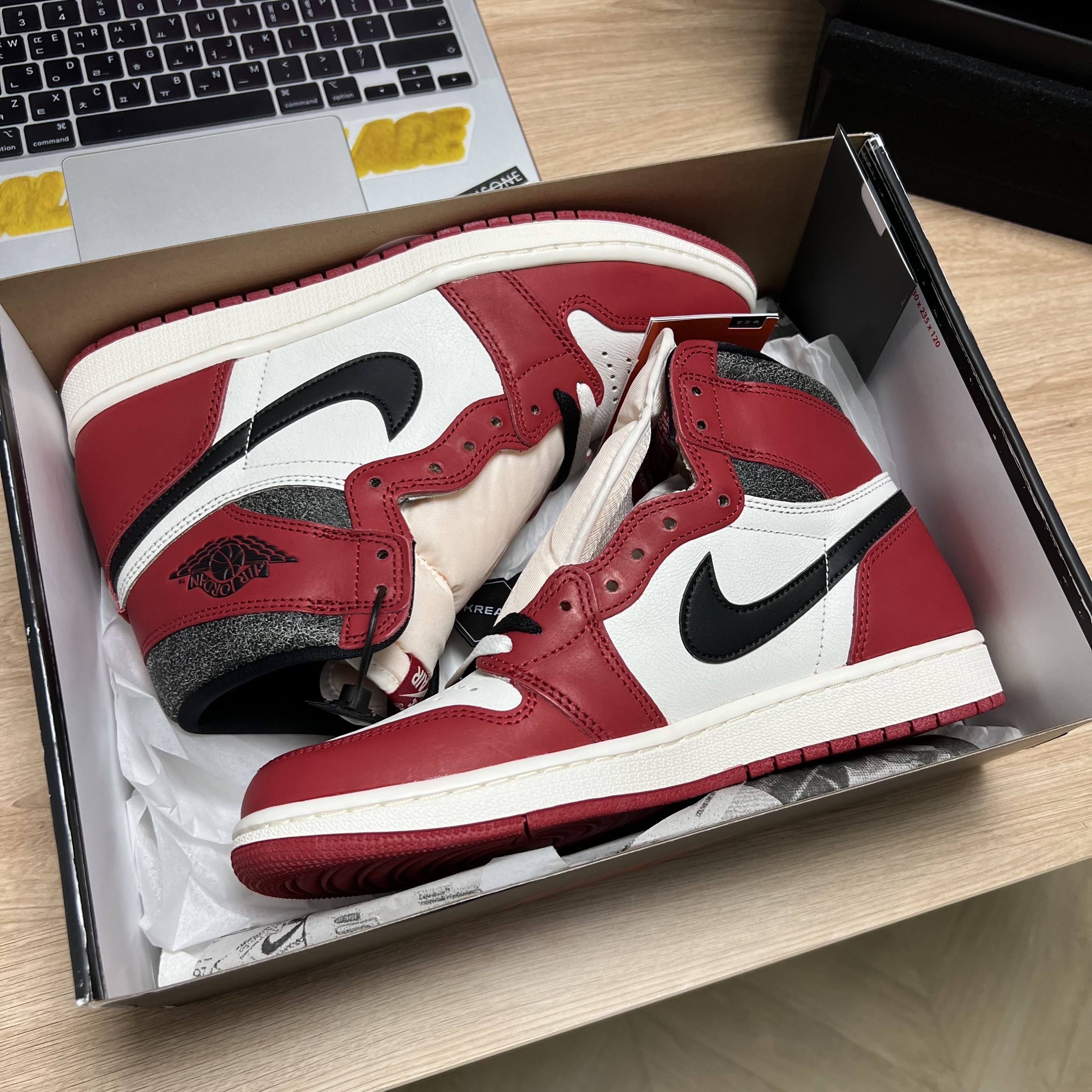 Jordan 1 Retro High OG Chicago 2022 착용 스타일 - 3