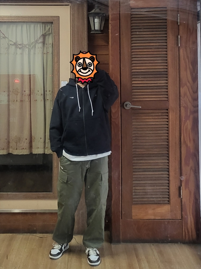 Nike NRG Solo Swoosh Full Zip Hoodie Black - US/EU, Nike NRG Solo Swoosh Full Zip Hoodie Black - Asia 착용 스타일