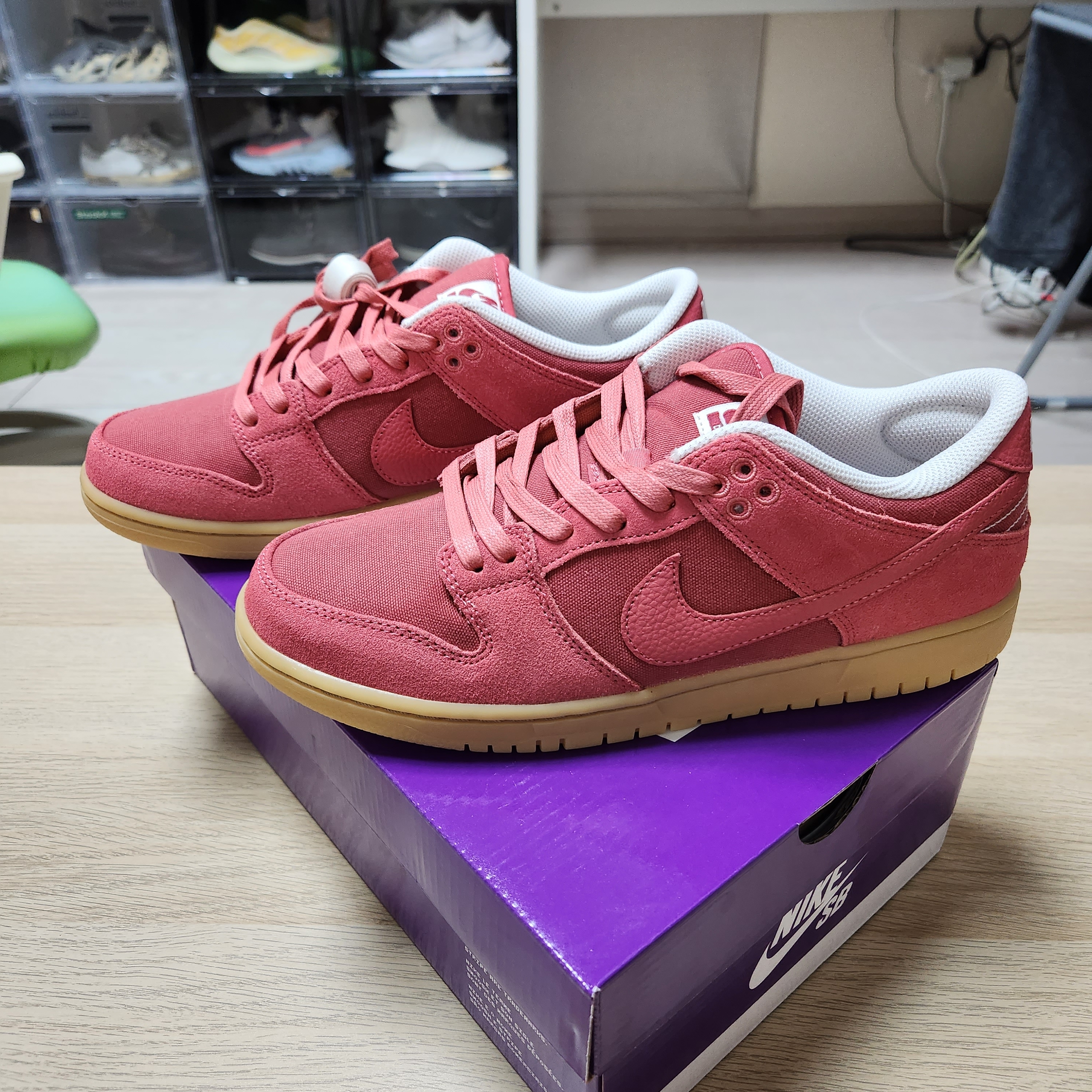 Nike SB Dunk Low Adobe 착용 스타일 - 2
