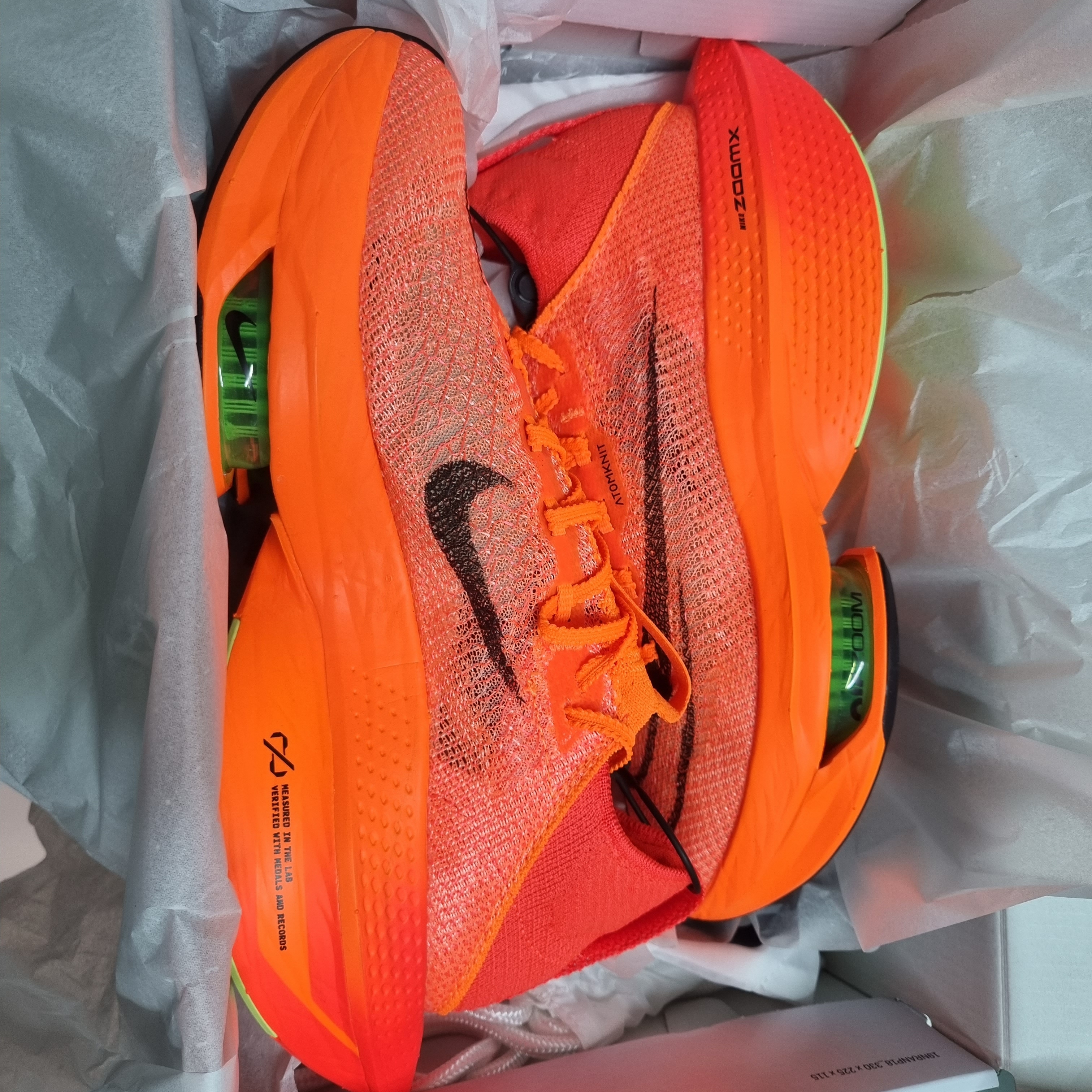 Nike Air Zoom Alphafly Next% 2 Total Orange 착용 스타일