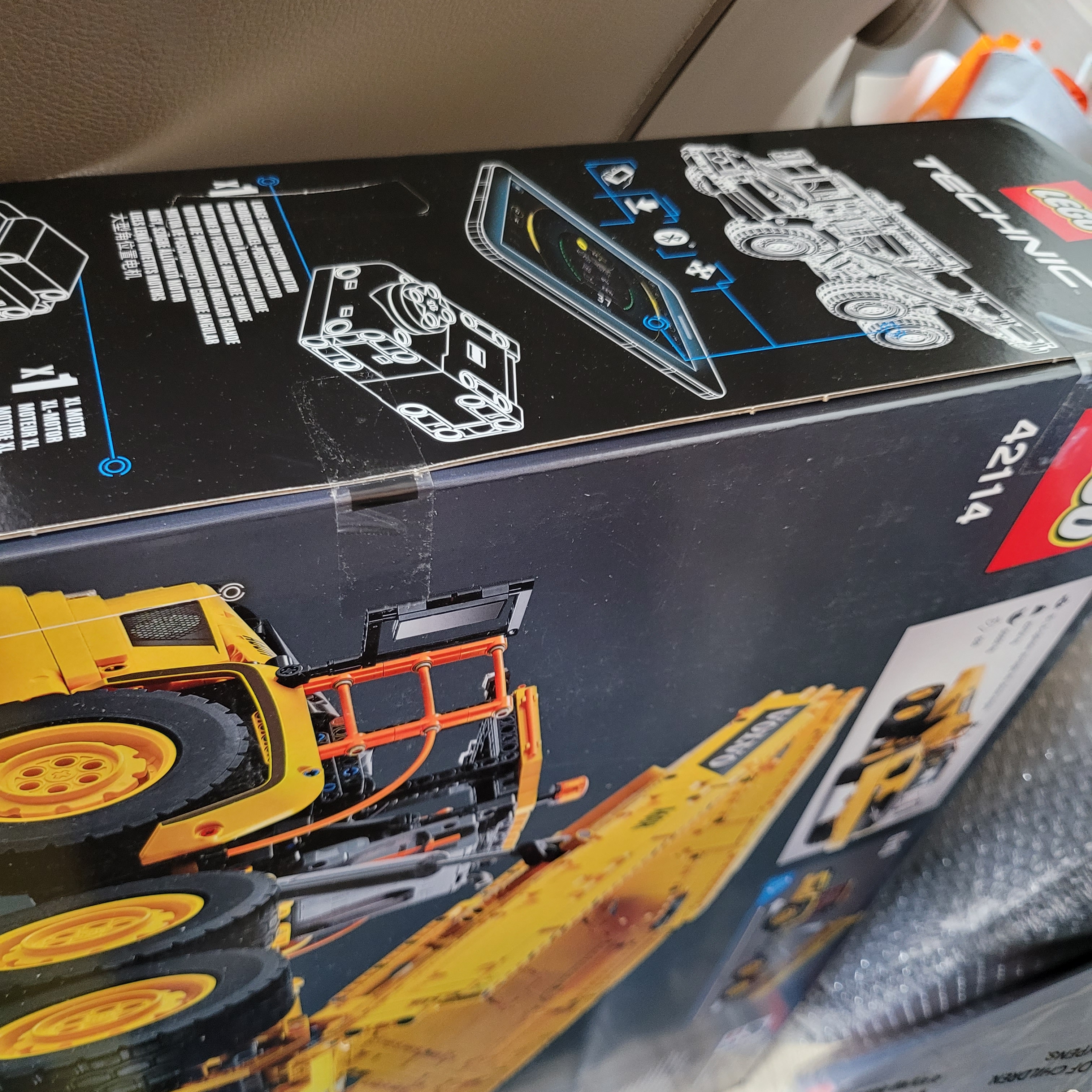 Lego 6x6 Volvo Articulated Hauler (Korean Ver.) 착용 스타일