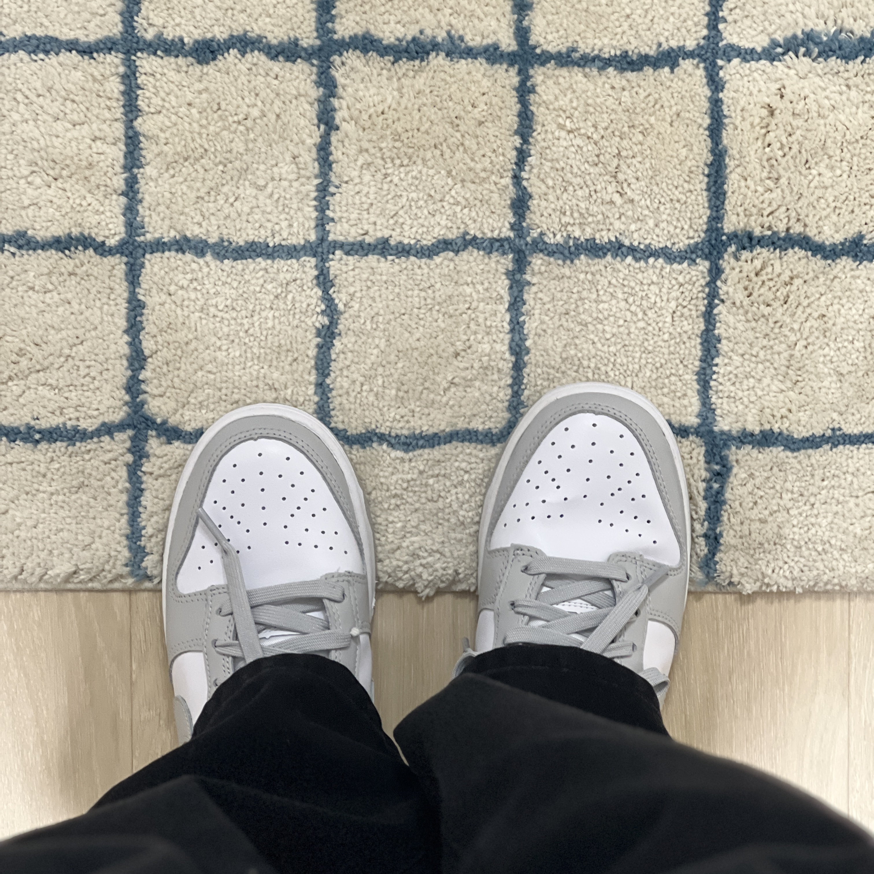 Nike Dunk Low Retro Grey Fog 착용 스타일