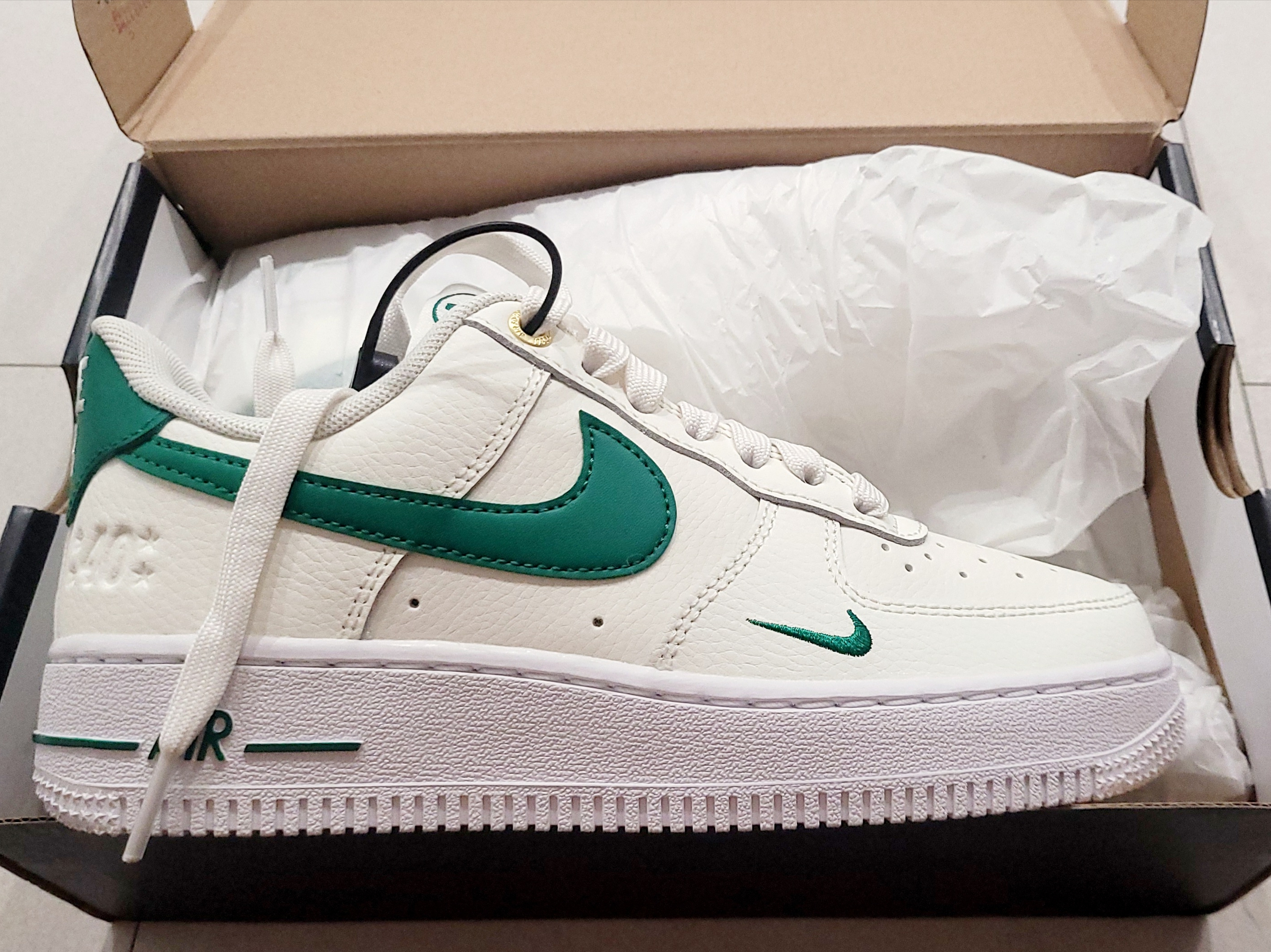 (W) Nike Air Force 1 '07 SE 40th Anniversary Join Forces Sail Malachite 착용 스타일